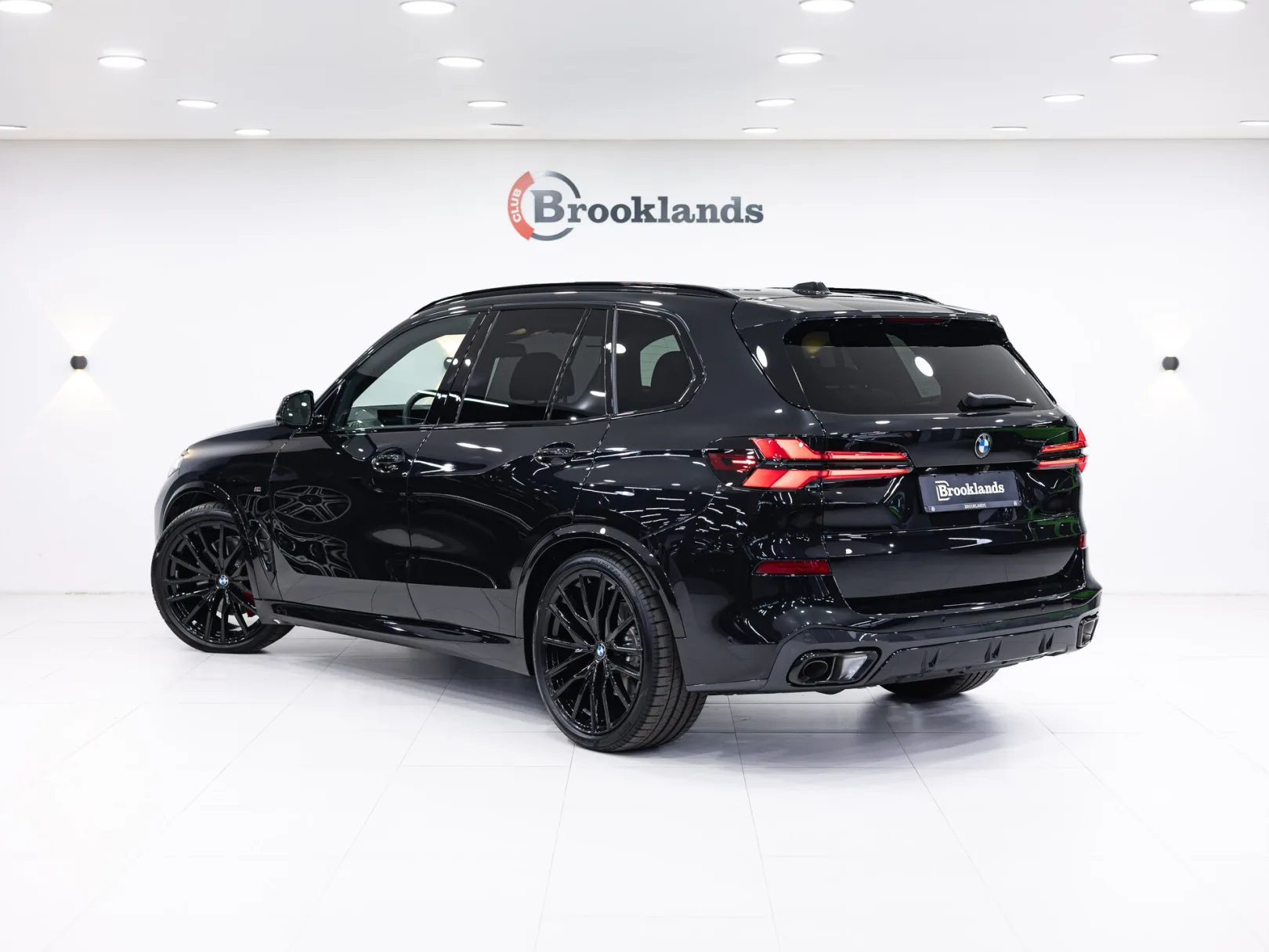 BMW X5 IV (G05/G18) Рестайлинг, 2024 — экстерьер, фото 6