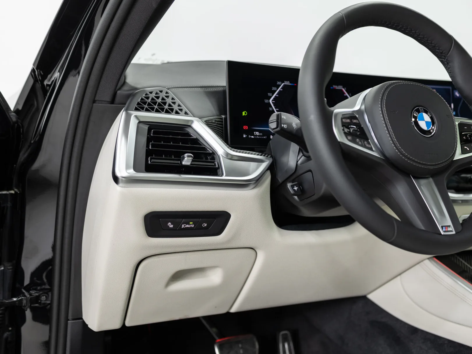 BMW X5 xDrive40d M Sport Pro IV (G05/G18) Рестайлинг, 2025 — экстерьер, фото 15