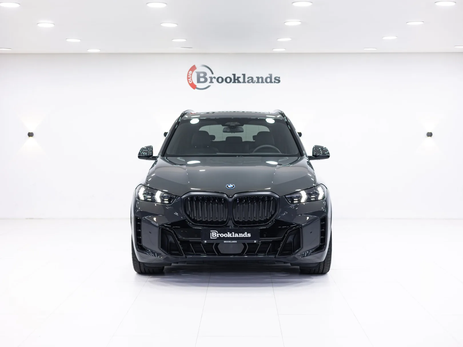 BMW X5 xDrive50e M Sport Pro IV (G05/G18) Рестайлинг, 2024 — экстерьер, фото 2