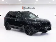 BMW X7 M60i xDrive Sport Pro I (G07) Рестайлинг, 2024 — экстерьер, фото 3