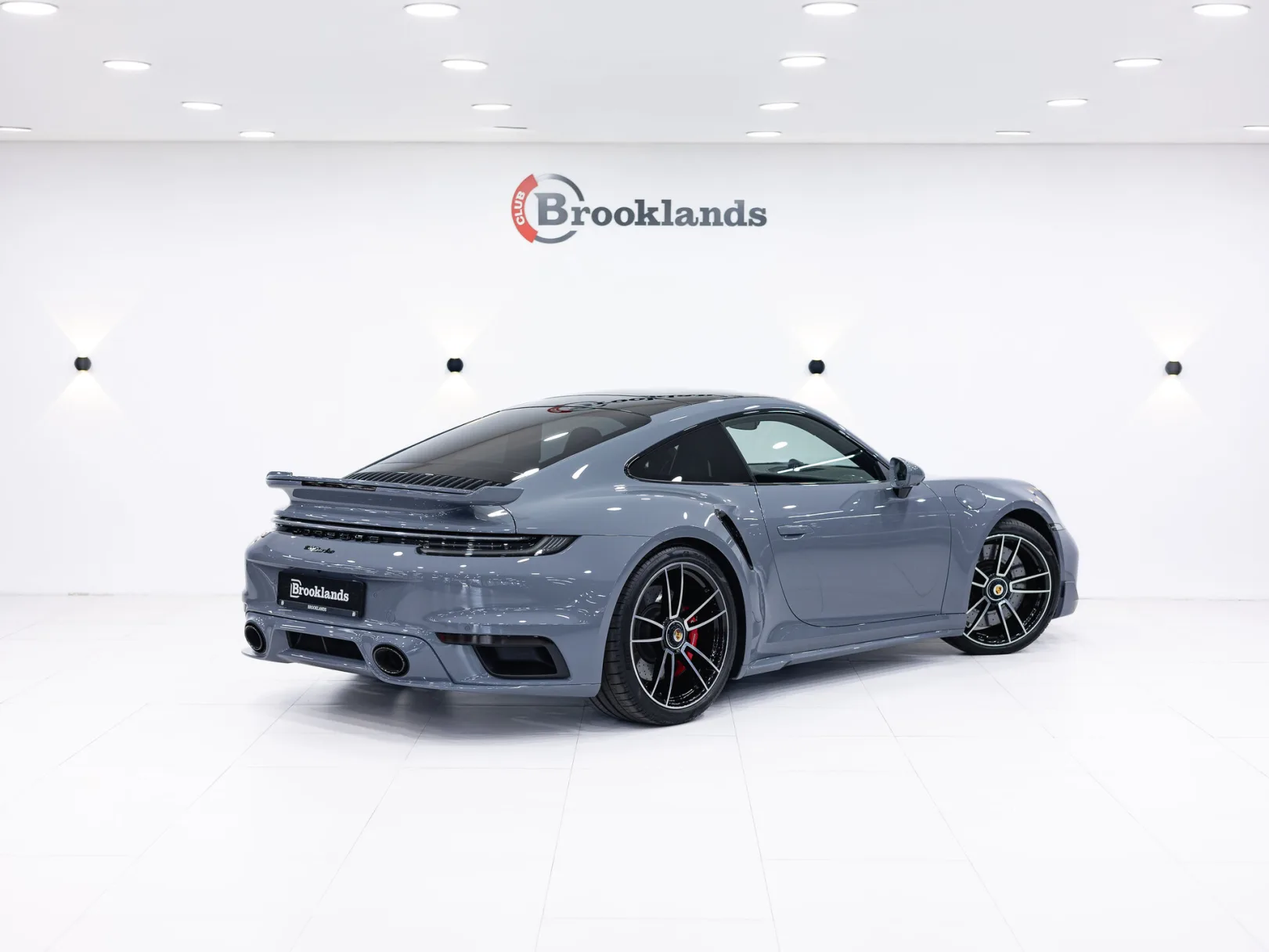Porsche 911 VIII (992), 2023 — экстерьер, фото 4