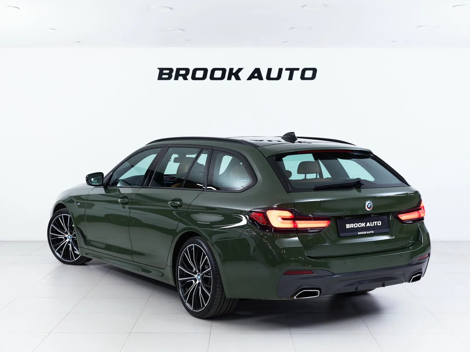 BMW 5 серии VII (G30/G31/G38) Рестайлинг, 2022 — экстерьер, фото 6