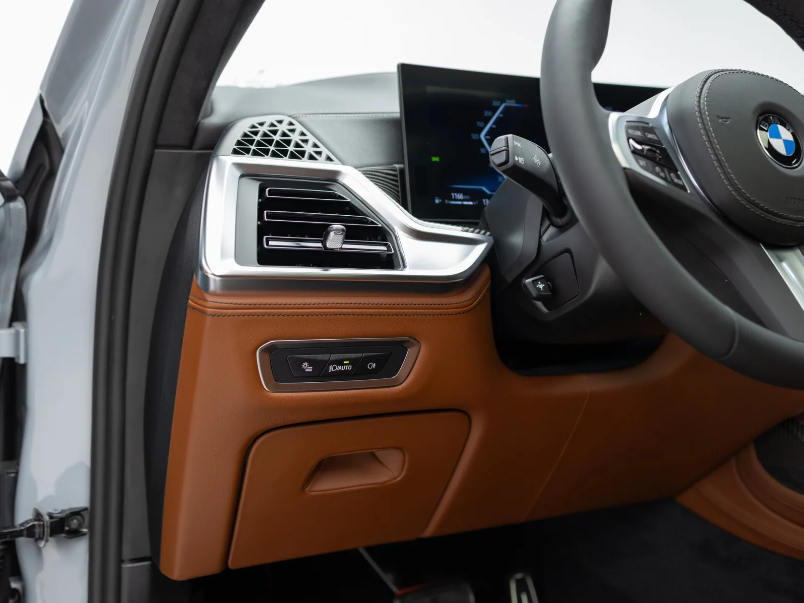 BMW X7 xDrive40d M Sport Pro I (G07) Рестайлинг, 2026 — экстерьер, фото 13