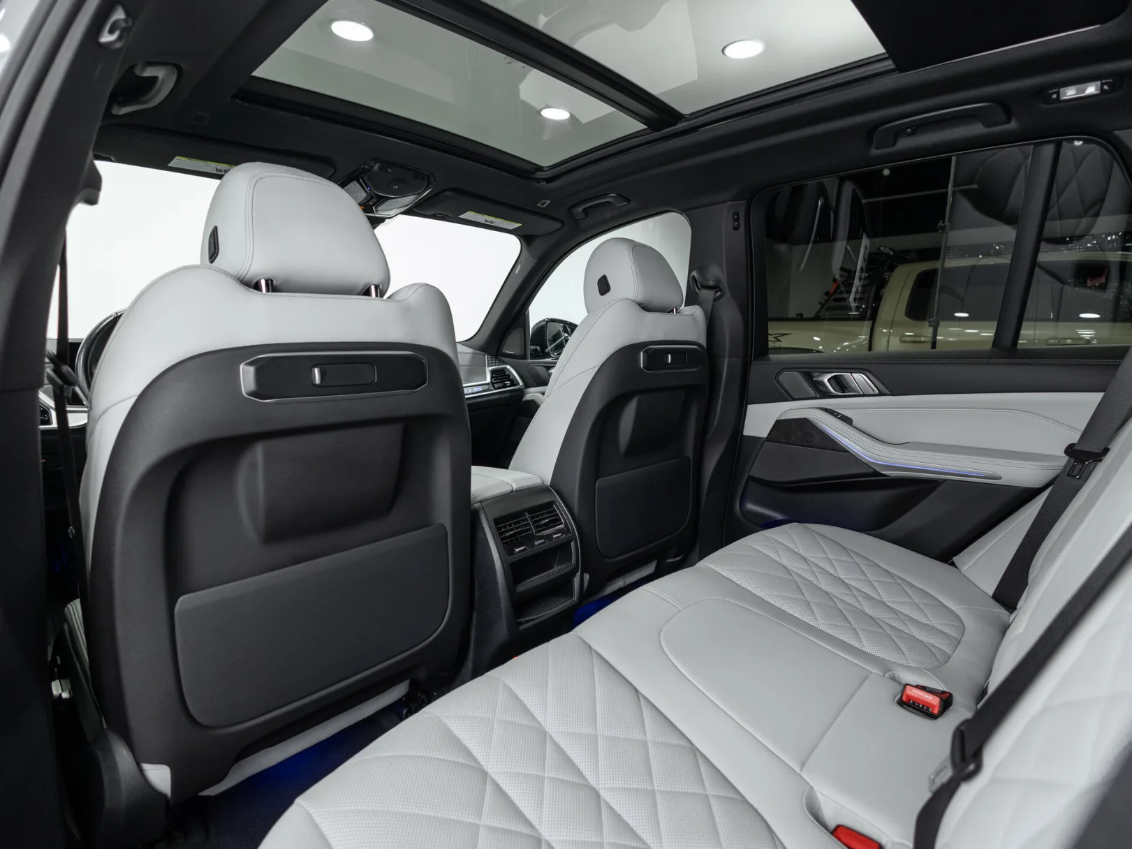 BMW X5 xDrive40i IV (G05/G18) Рестайлинг, 2023 — экстерьер, фото 23