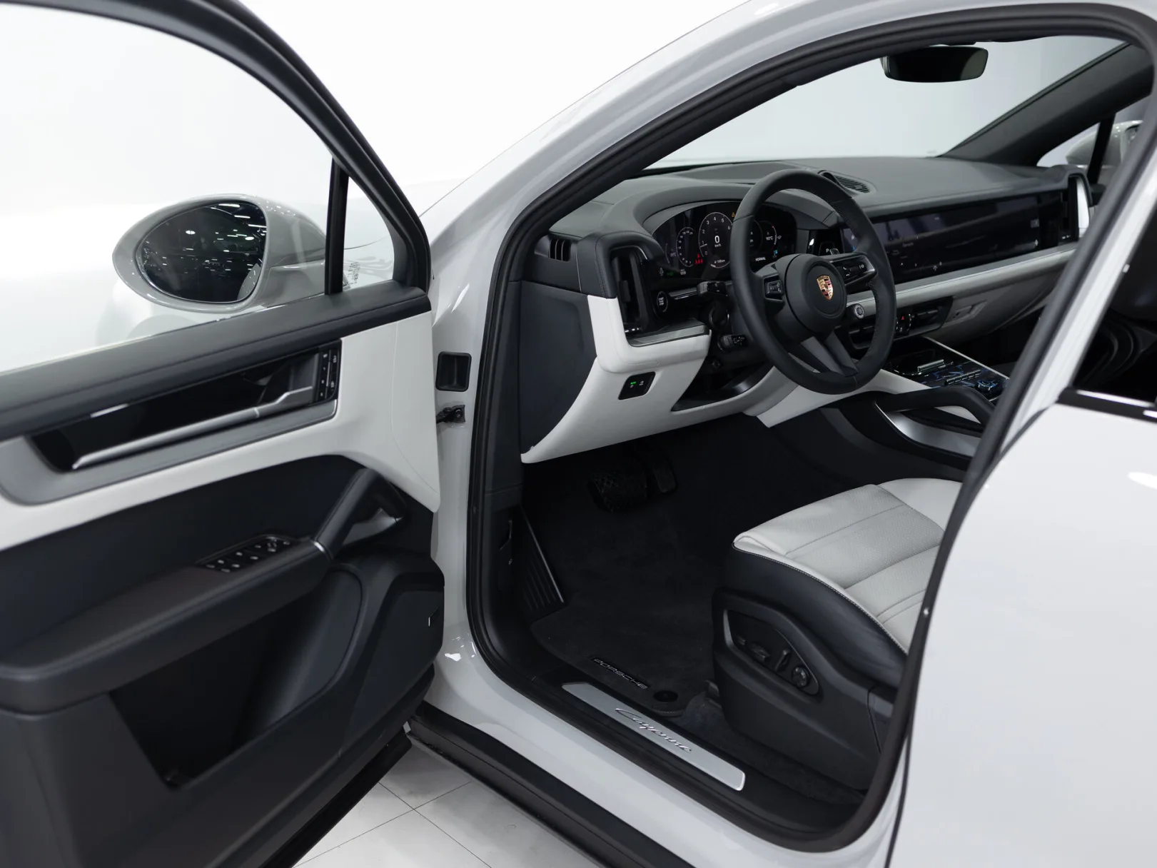 Porsche Cayenne Coupé III Рестайлинг, 2025 — экстерьер, фото 7
