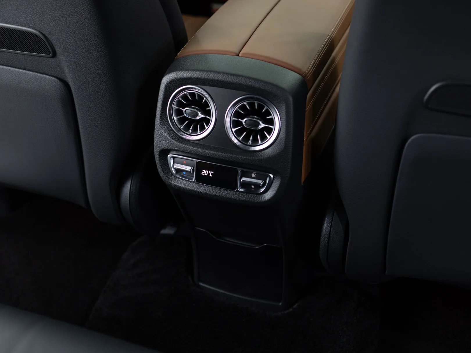 Mercedes-Benz G-Класс AMG G 63 II (W463), 2022 — экстерьер, фото 25