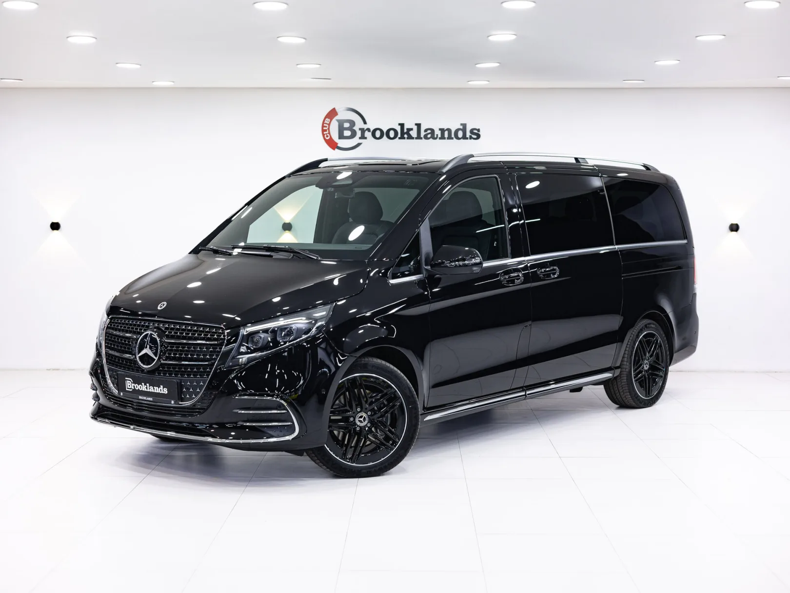 Mercedes-Benz V-Класс Exclusive III (W447) Рестайлинг 2, 2024 — экстерьер, фото 1