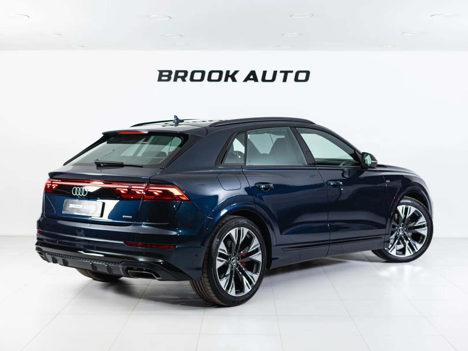 Audi Q8 55 TFSI I (4M) Рестайлинг, 2025 — экстерьер, фото 4