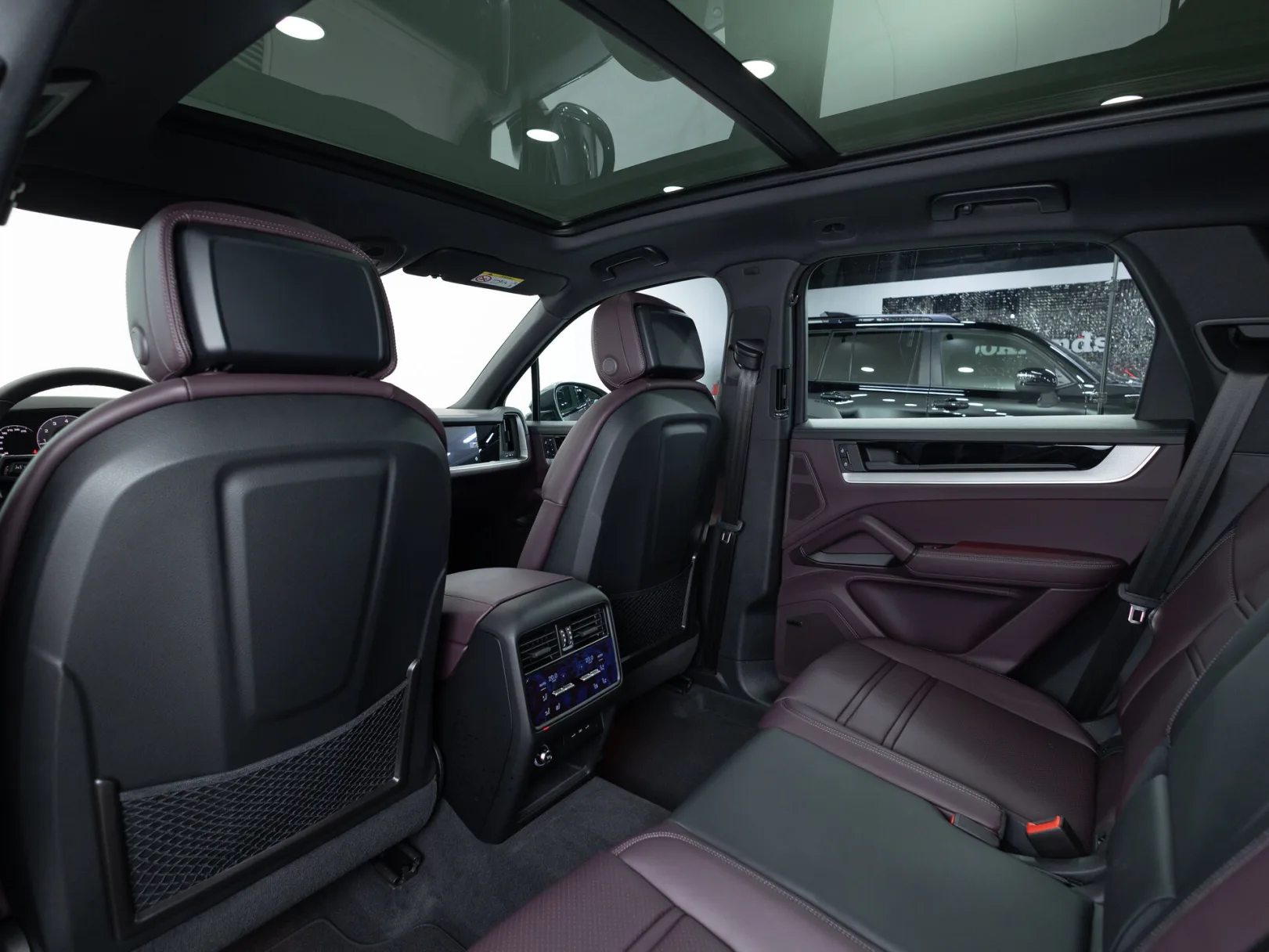 Porsche Cayenne Базовая III Рестайлинг, 2025 — экстерьер, фото 25