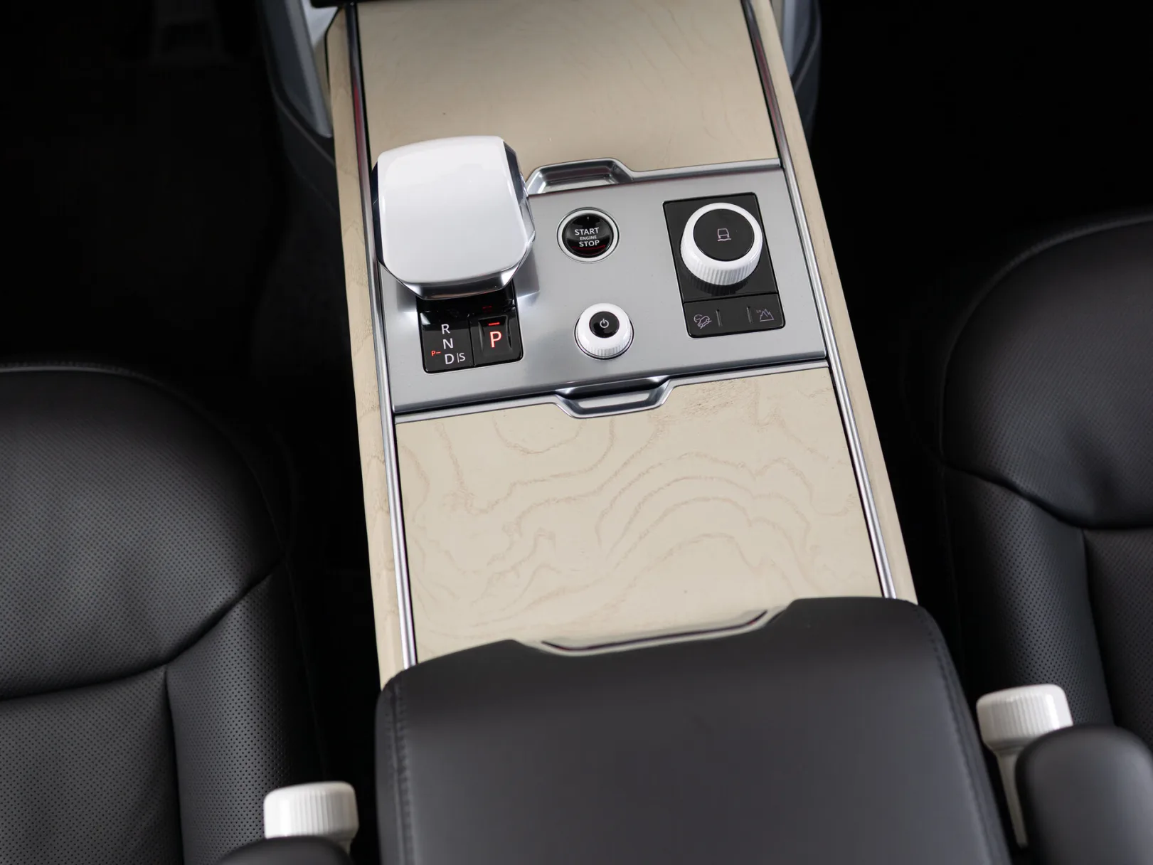 Land Rover Range Rover SV V, 2023 — экстерьер, фото 18