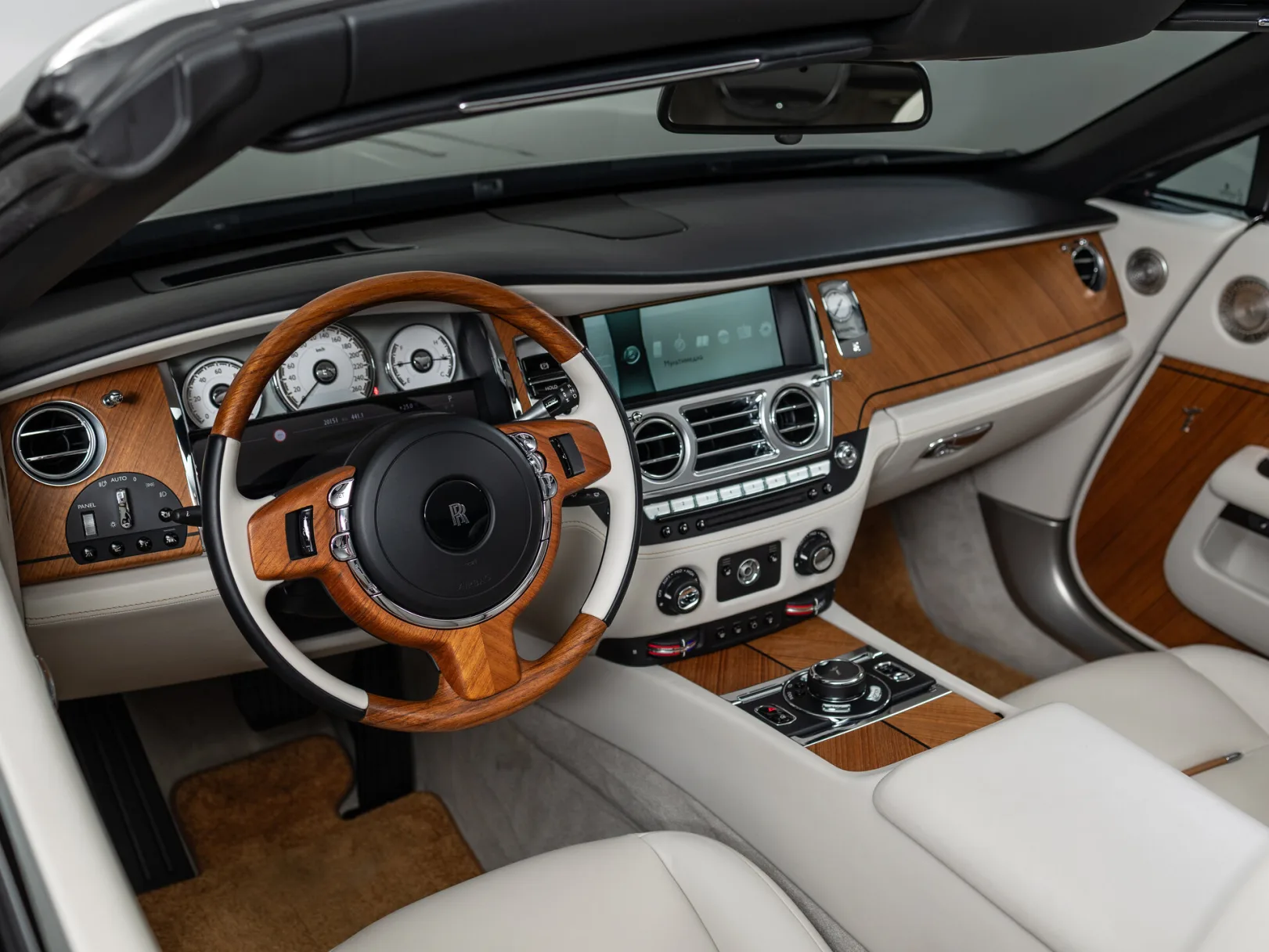 Rolls-Royce Dawn Individual I, 2016 — экстерьер, фото 16