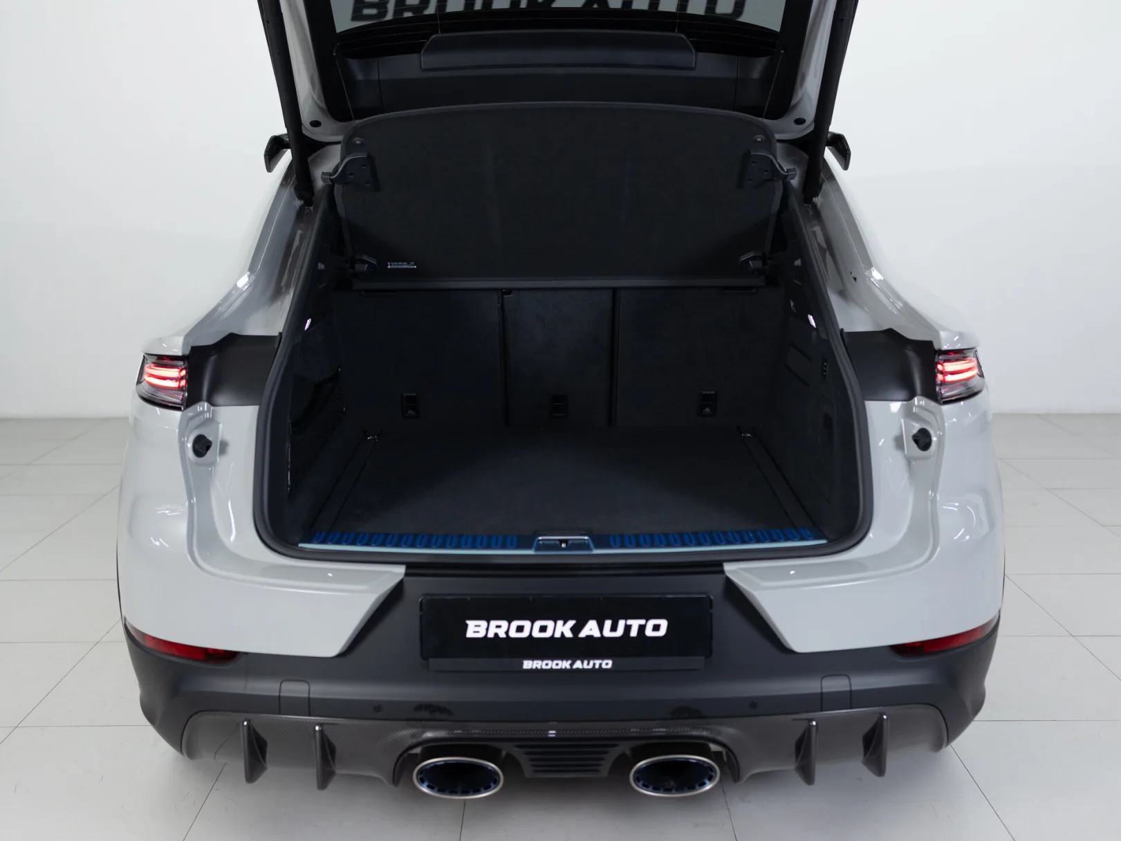 Porsche Cayenne Turbo GT III Рестайлинг, 2025 — экстерьер, фото 32