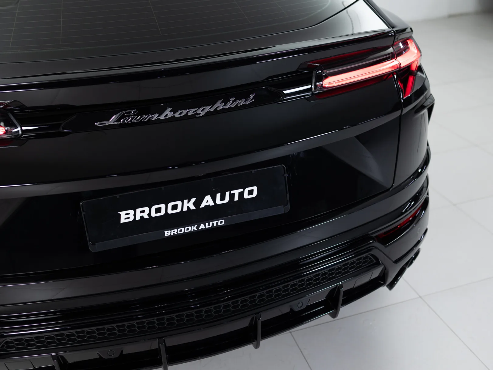 Lamborghini Urus Individual I, 2020 — экстерьер, фото 34