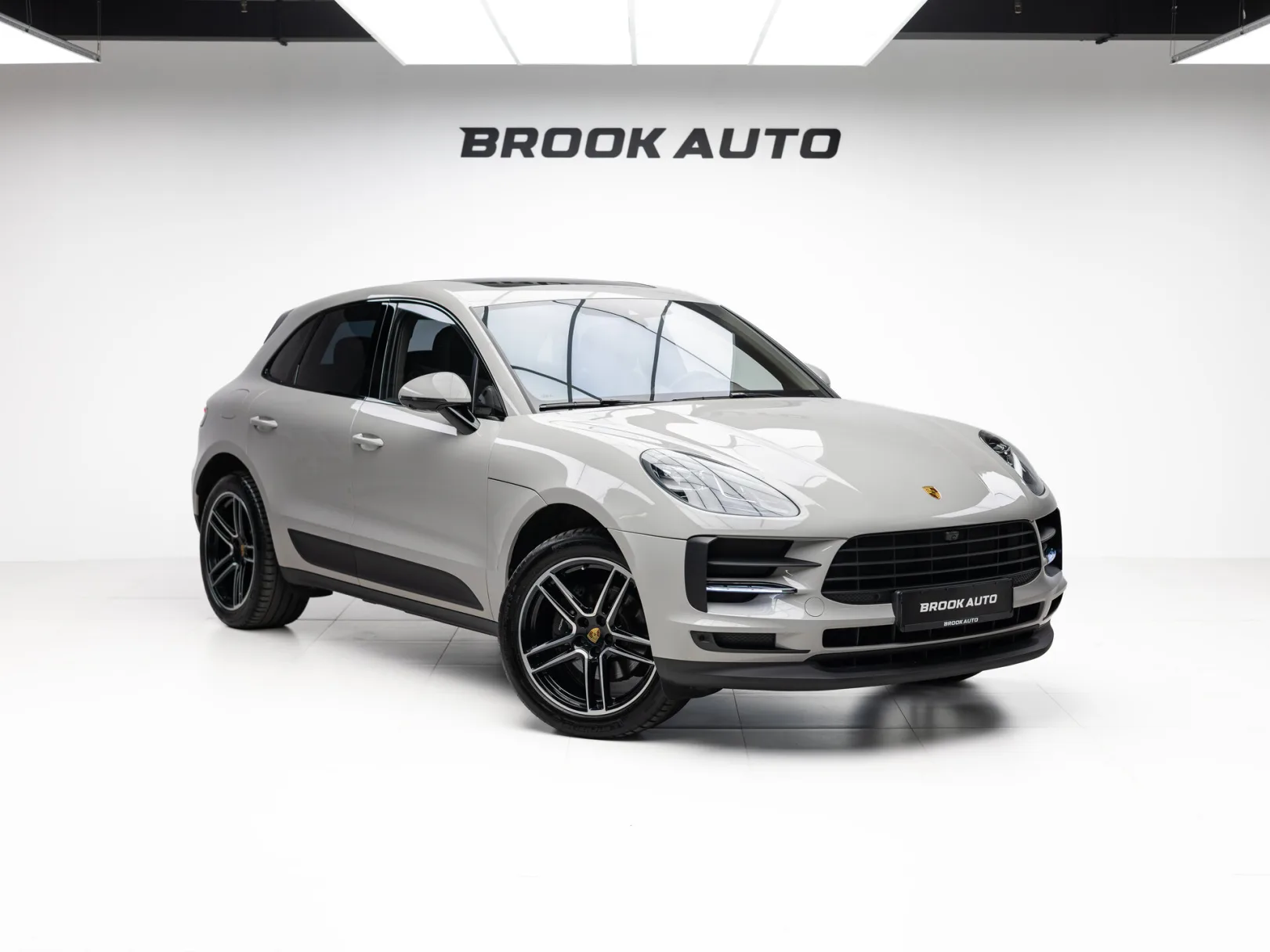 Porsche Macan I Рестайлинг, 2019 — экстерьер, фото 3