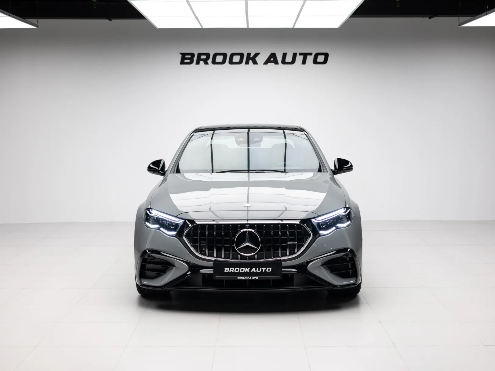 Mercedes-Benz E-Класс AMG E 53 4MATIC+ VI (W214), 2026 — экстерьер, фото 2