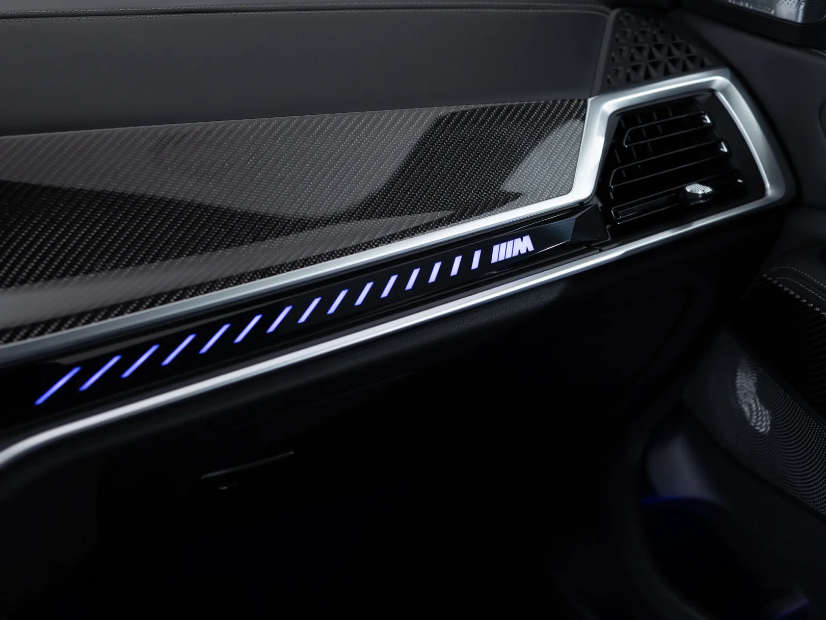 BMW X7 M60i xDrive Sport Pro I (G07) Рестайлинг, 2023 — экстерьер, фото 22