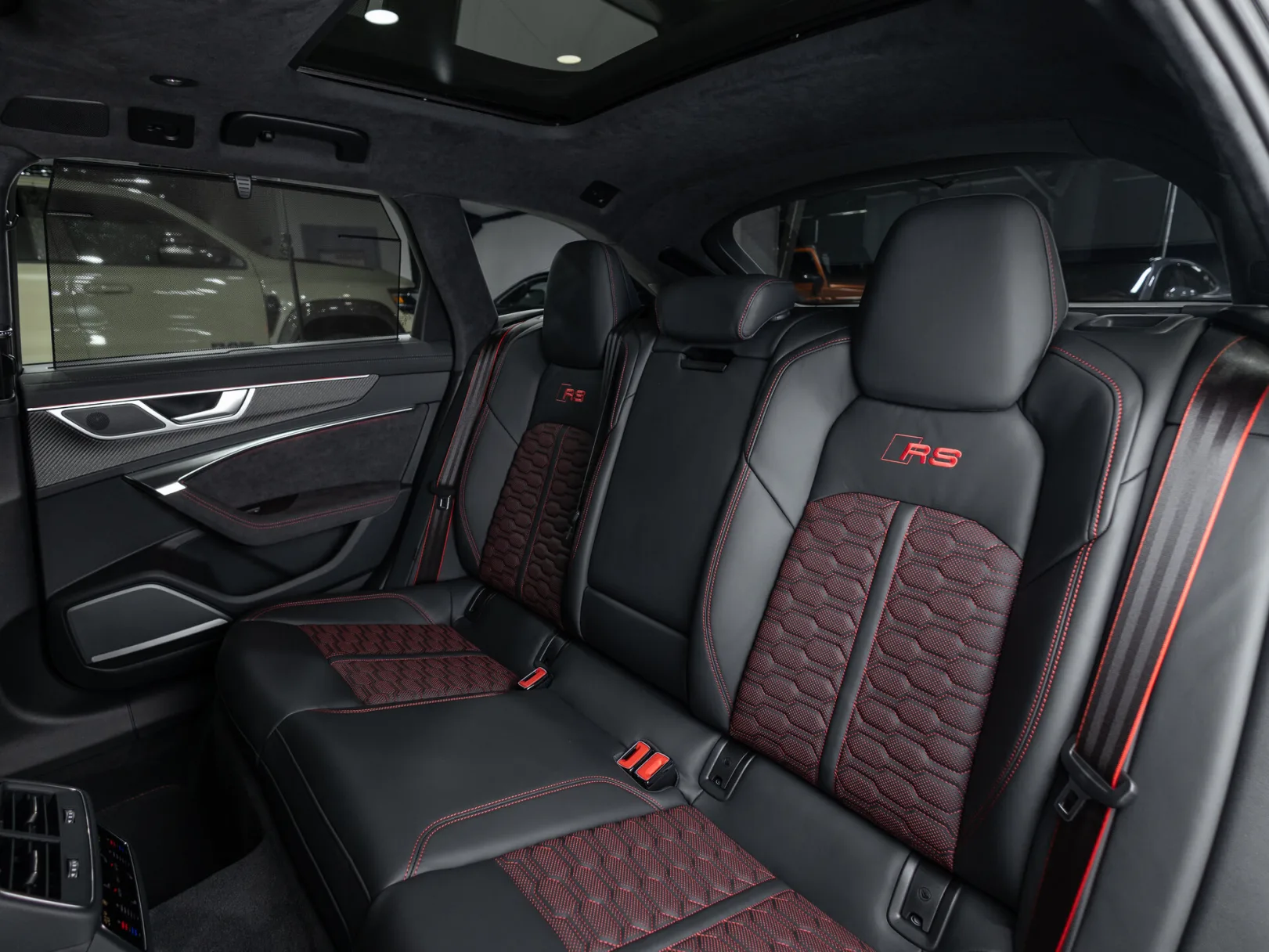 Audi RS 6 RS6 Avant performance IV (C8), 2025 — экстерьер, фото 27