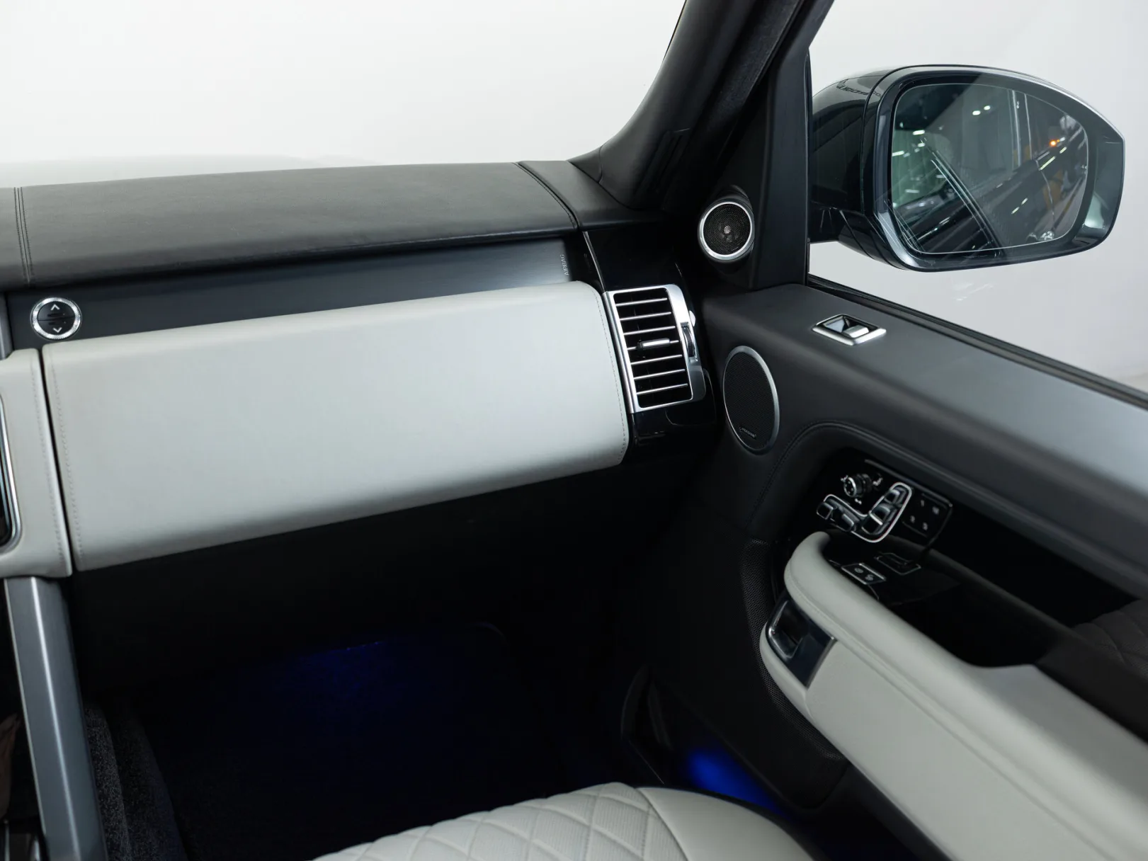Land Rover Range Rover SVAutobiography Dynamic IV Рестайлинг, 2019 — экстерьер, фото 20