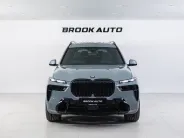 BMW X7 xDrive40d M Sport Pro I (G07) Рестайлинг, 2025 — экстерьер, фото 2