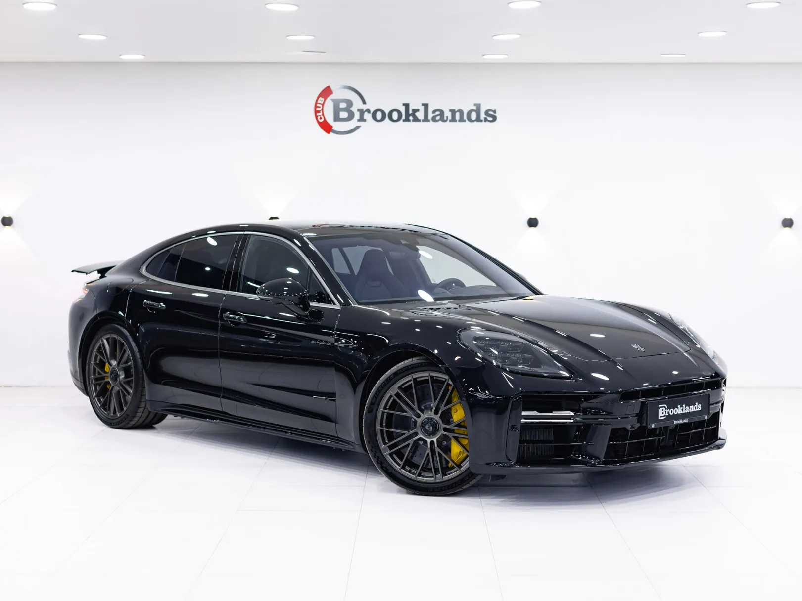 Porsche Panamera Turbo S E-Hybrid III, 2024 — экстерьер, фото 3