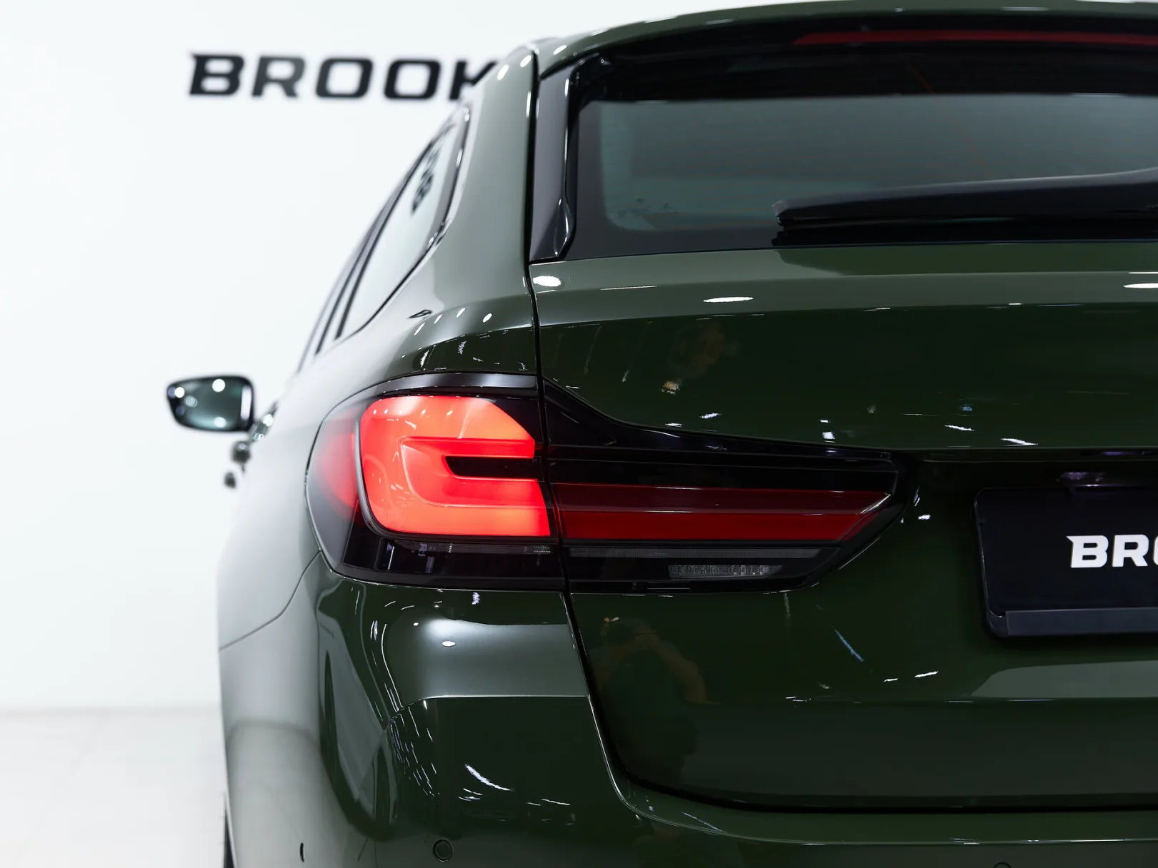 BMW 5 серии VII (G30/G31/G38) Рестайлинг, 2022 — экстерьер, фото 34