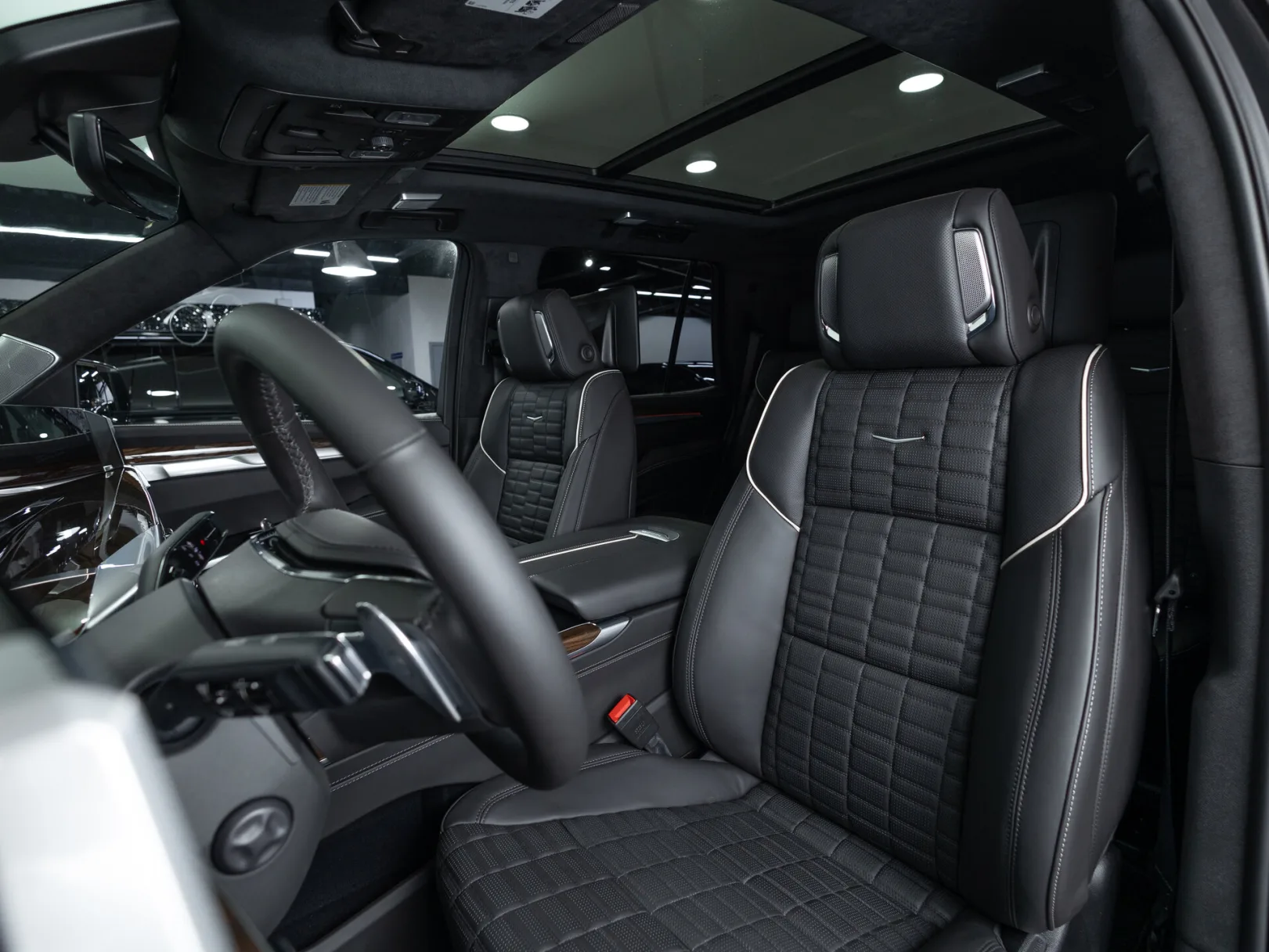 Cadillac Escalade Sport Platinum V Рестайлинг, 2025 — экстерьер, фото 10