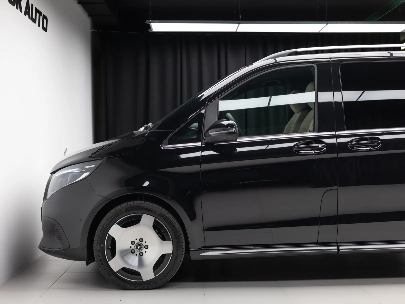 Mercedes-Benz V-Класс Exclusive III (W447) Рестайлинг 2, 2026 — экстерьер, фото 40