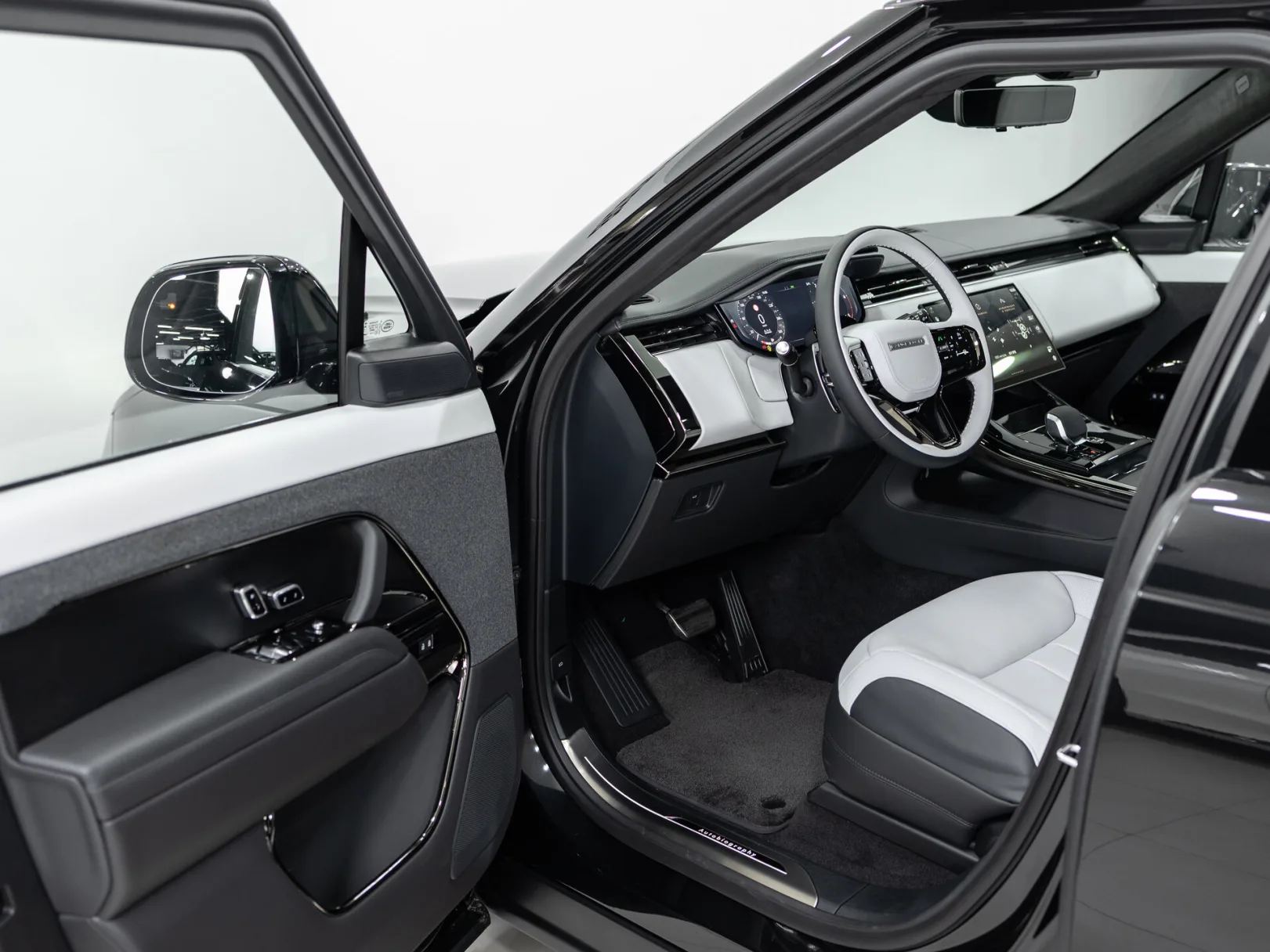 Land Rover Range Rover Sport Autobiography III, 2026 — экстерьер, фото 7