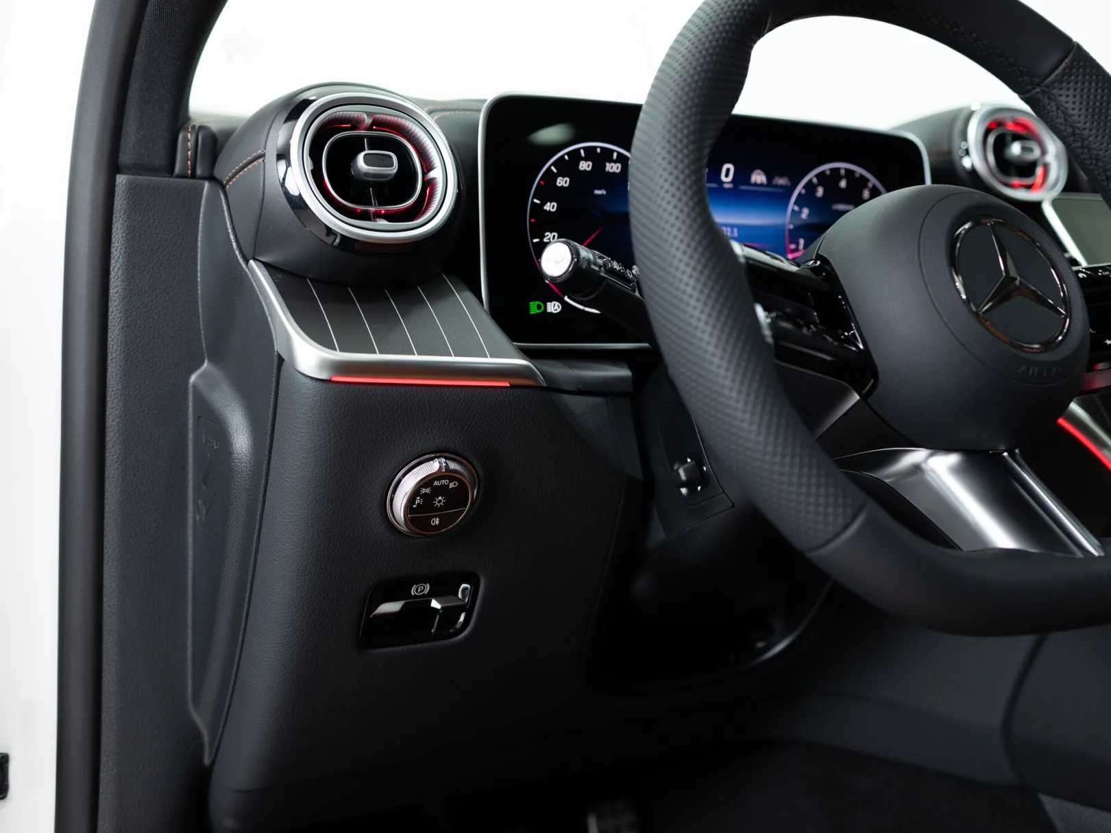 Mercedes-Benz GLC 300 4MATIC II (X254), 2025 — экстерьер, фото 15