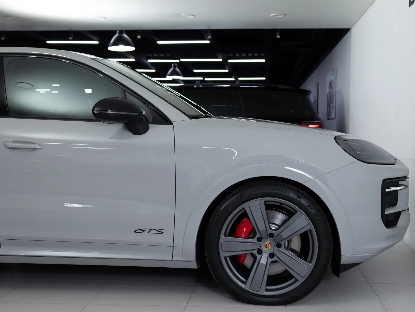 Porsche Cayenne GTS Coupé III Рестайлинг, 2025 — экстерьер, фото 31