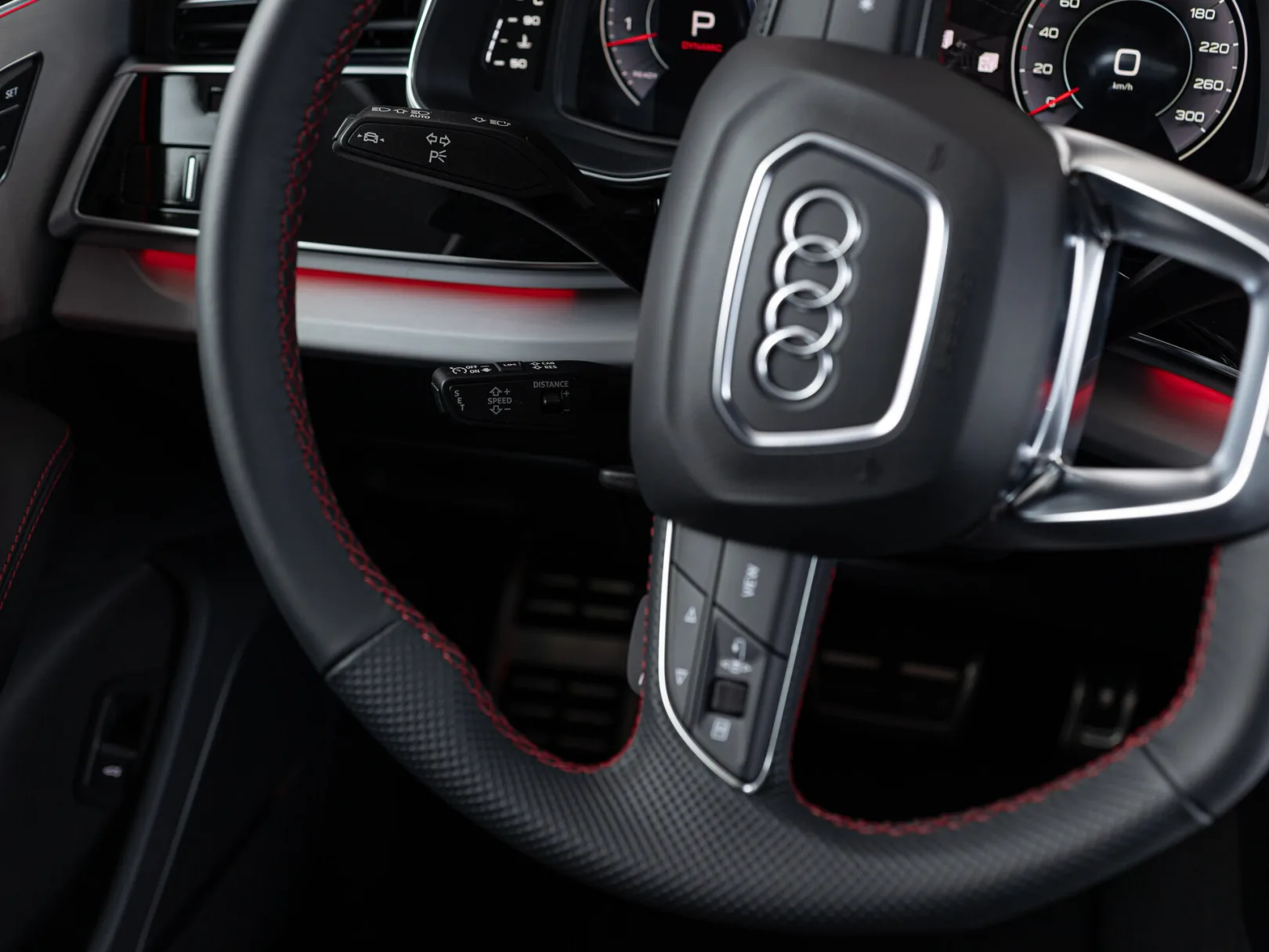 Audi Q7 55 TFSI quattro tiptronic II (4M) Рестайлинг 2, 2024 — экстерьер, фото 16
