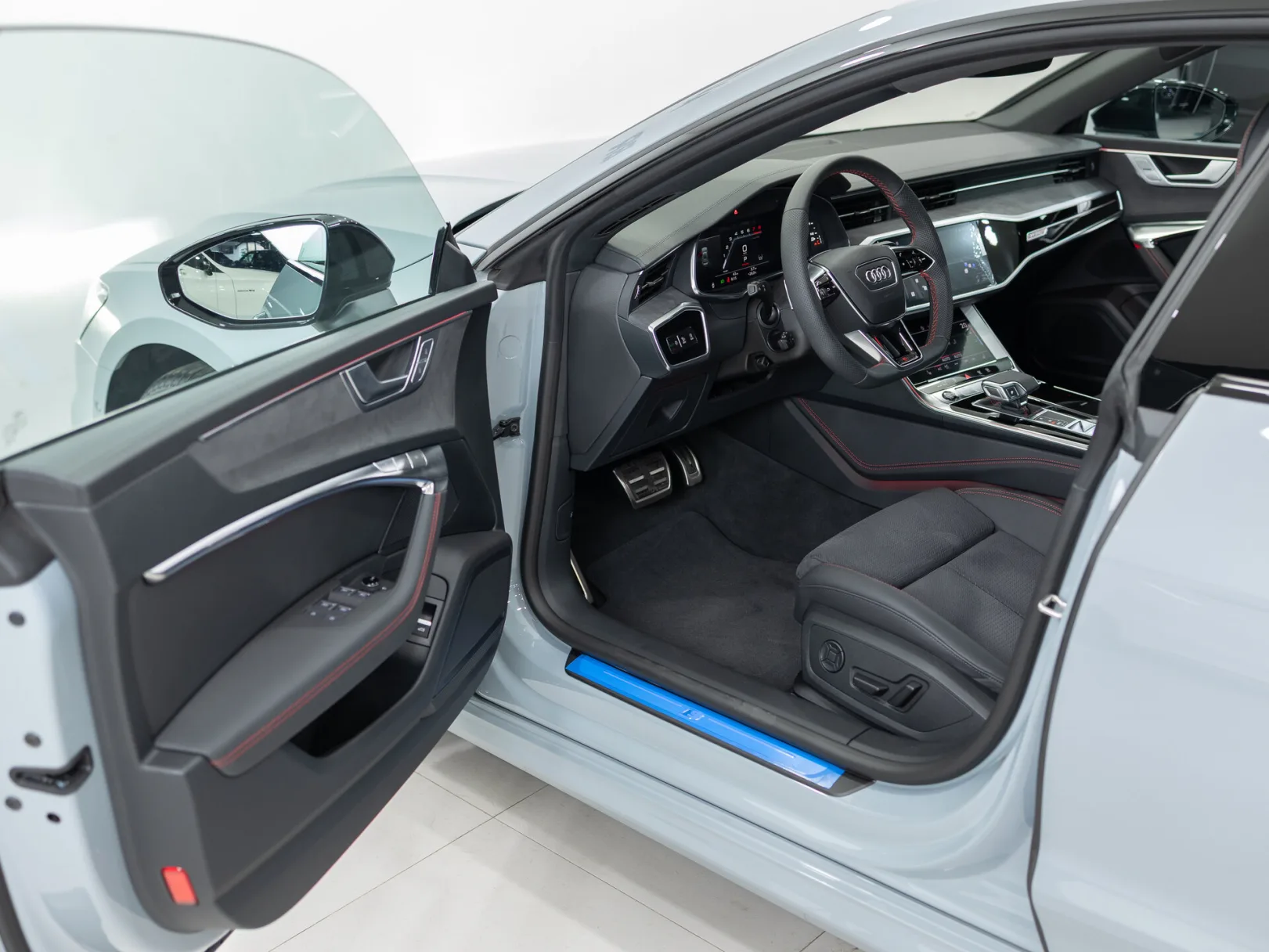 Audi A7 45 TFSI quattro S tronic II (4K), 2025 — экстерьер, фото 7