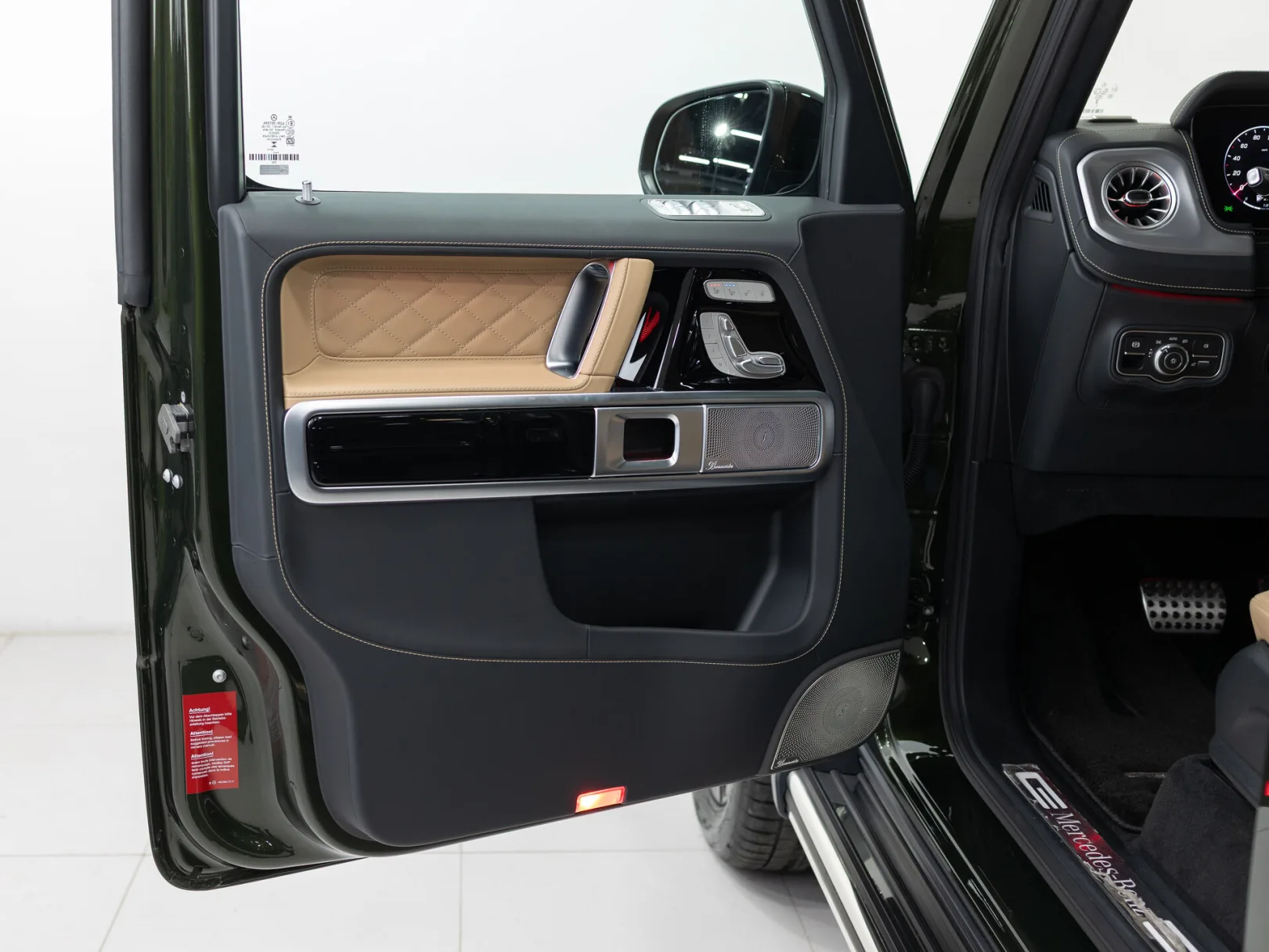 Mercedes-Benz G-Класс G 450 d AMG Line III (W465) Рестайлинг, 2025 — экстерьер, фото 8