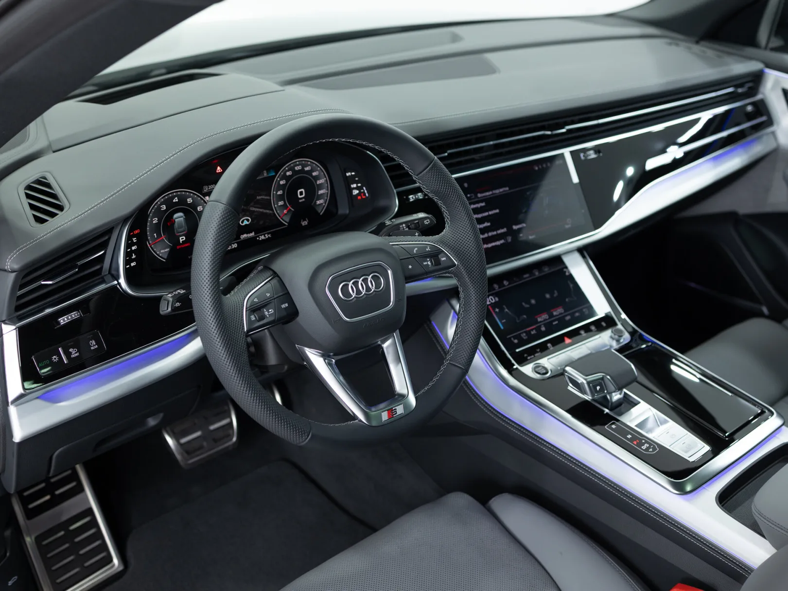 Audi Q8 55 TFSI I (4M) Рестайлинг, 2025 — экстерьер, фото 10