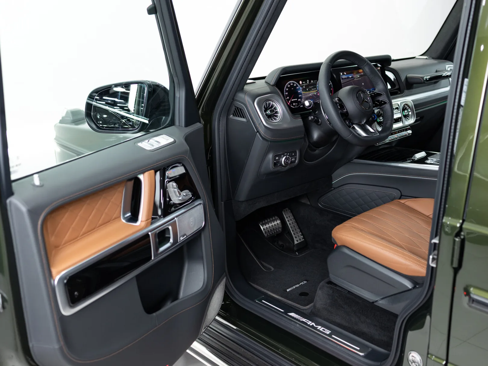 Mercedes-Benz G-Класс AMG G 63 II (W465) Рестайлинг, 2025 — экстерьер, фото 7