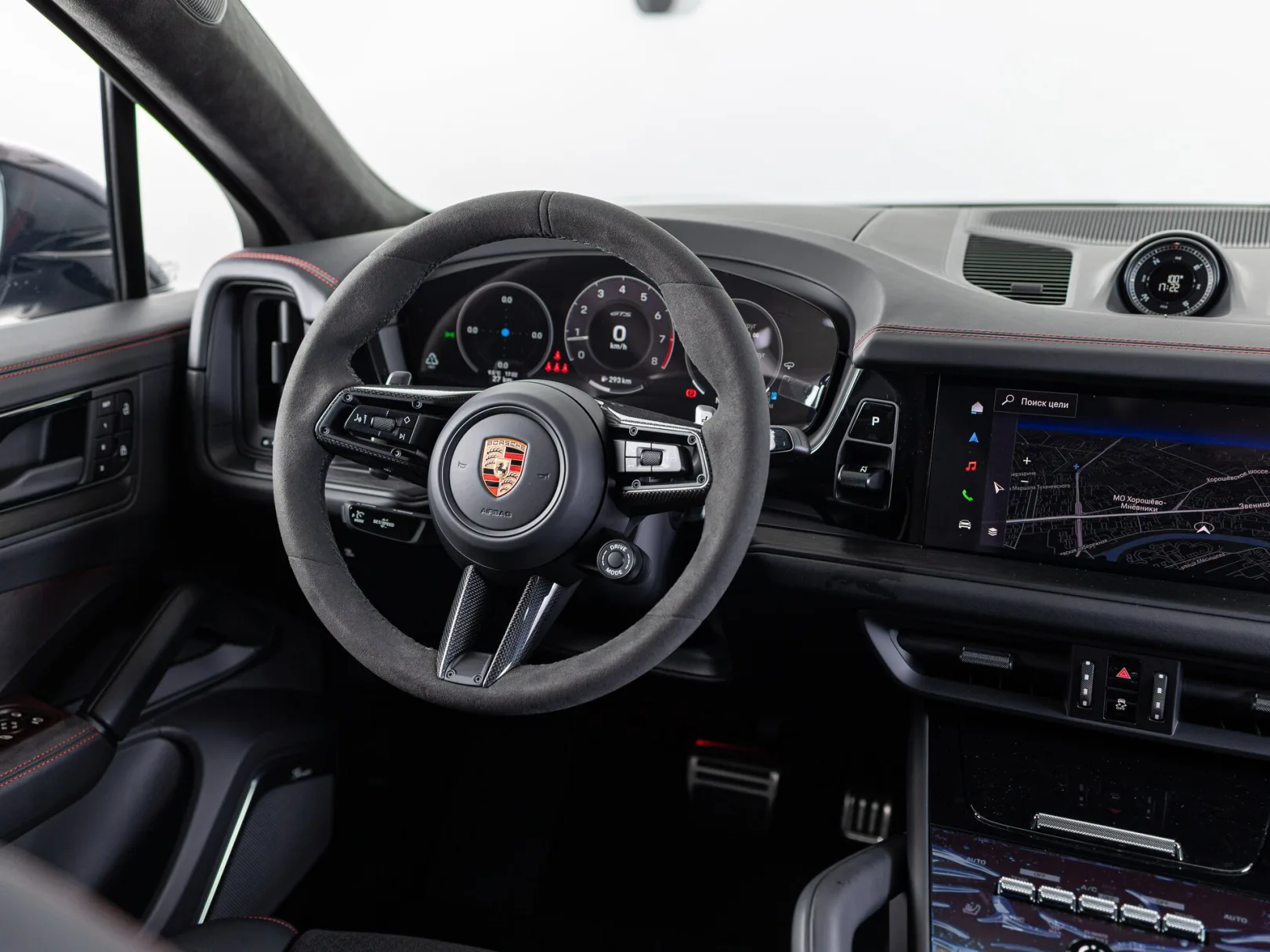 Porsche Cayenne GTS Coupé III Рестайлинг, 2024 — экстерьер, фото 17