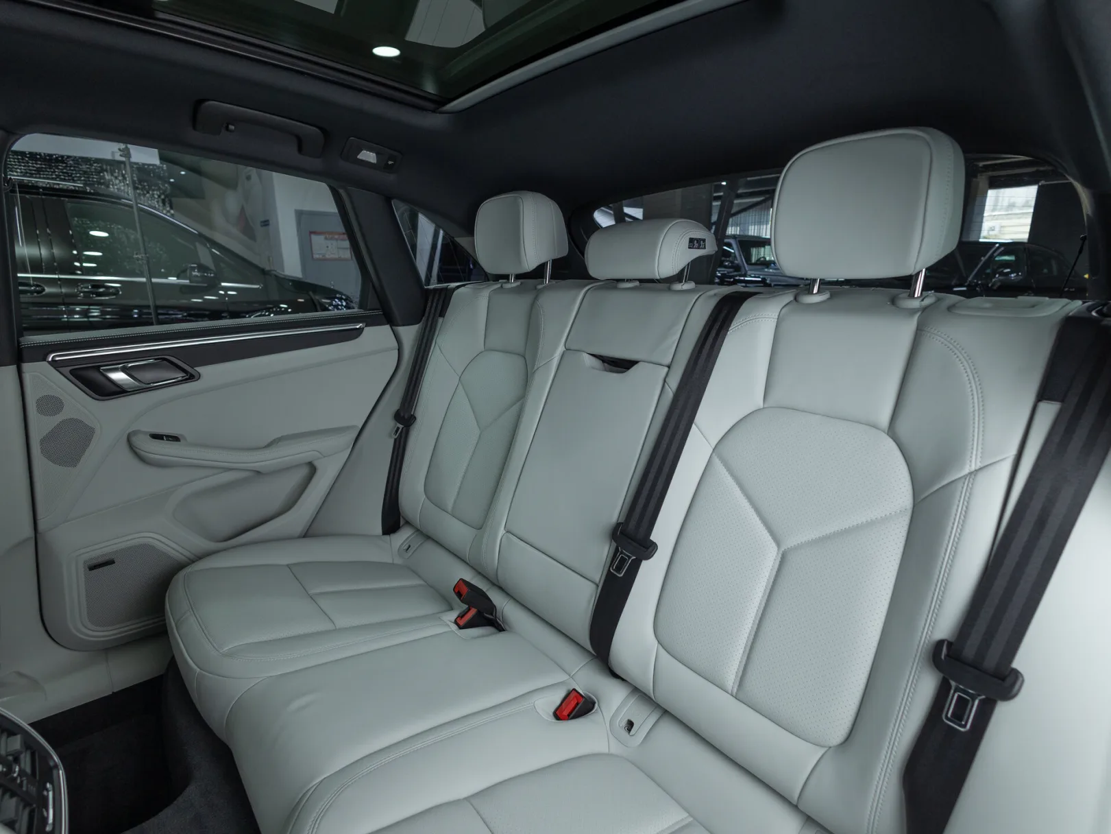 Porsche Macan T I Рестайлинг 2, 2025 — экстерьер, фото 26