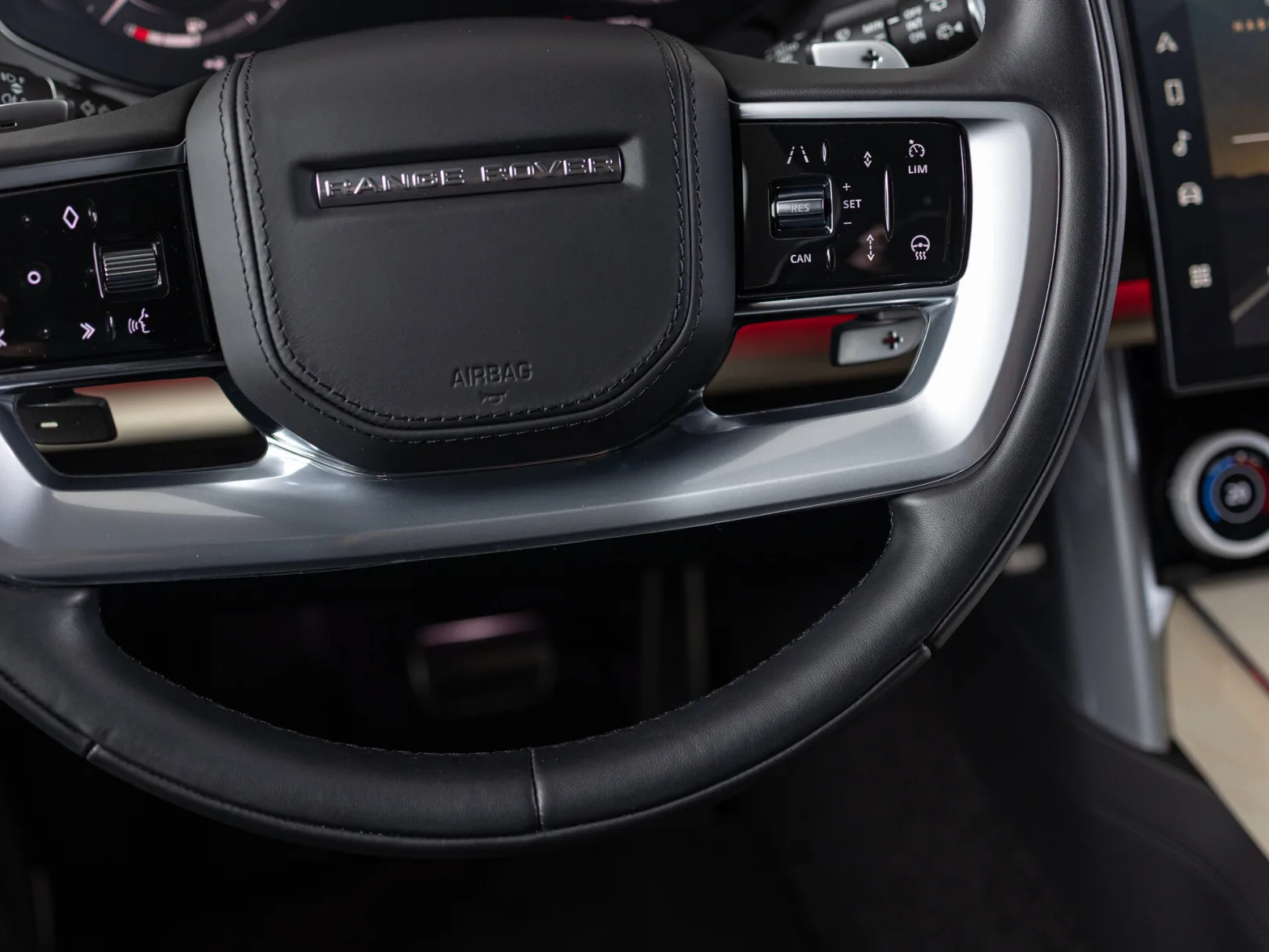 Land Rover Range Rover SV V, 2023 — экстерьер, фото 14