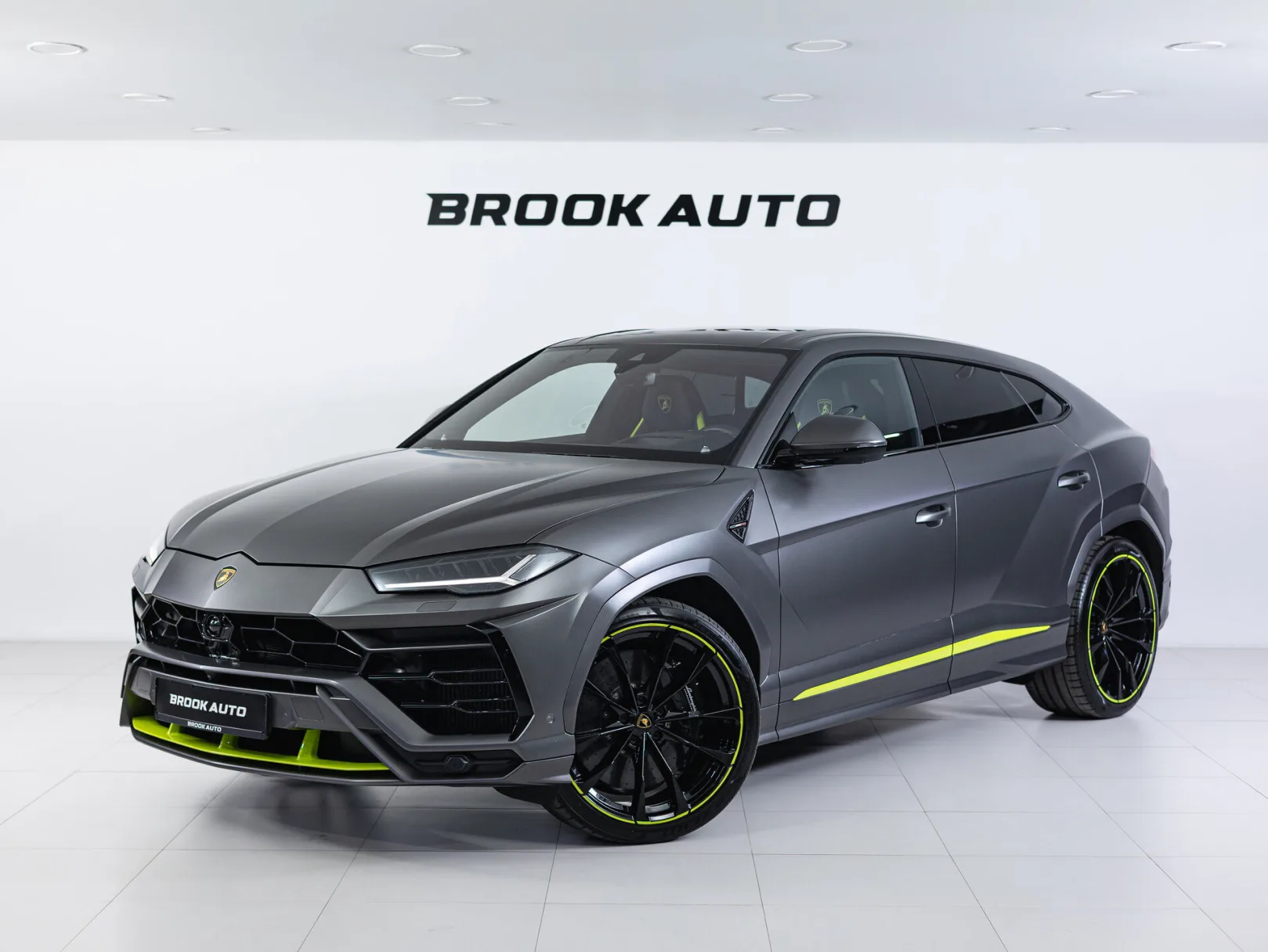 Lamborghini Urus Individual I, 2021 — экстерьер, фото 1
