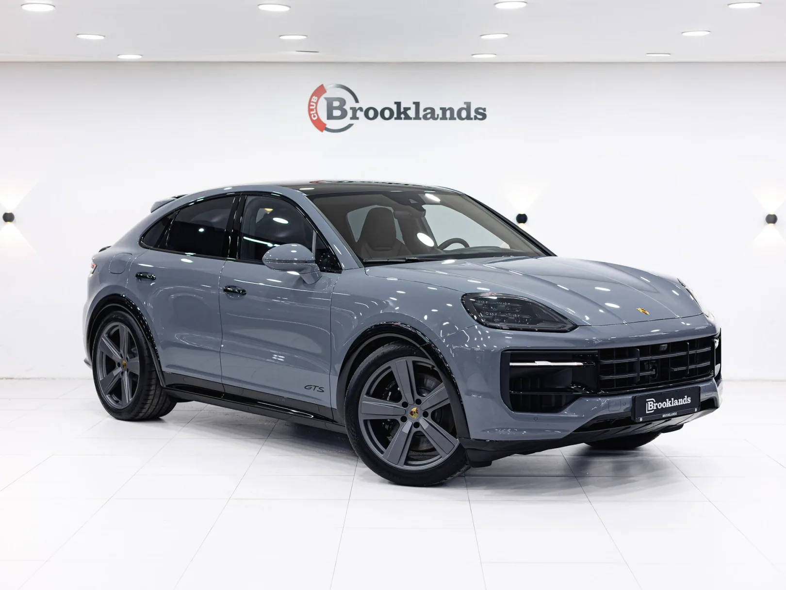 Porsche Cayenne GTS Coupé III Рестайлинг, 2024 — экстерьер, фото 3