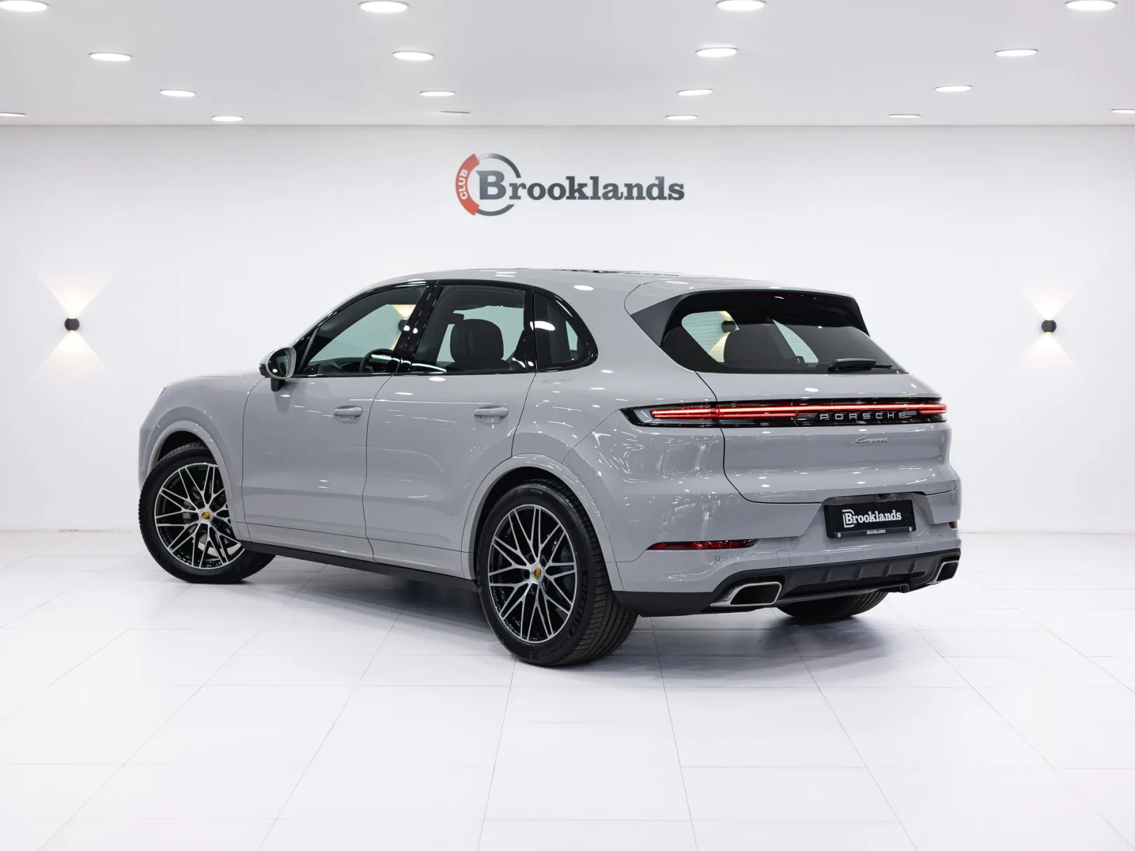 Porsche Cayenne Базовая III Рестайлинг, 2024 — экстерьер, фото 6