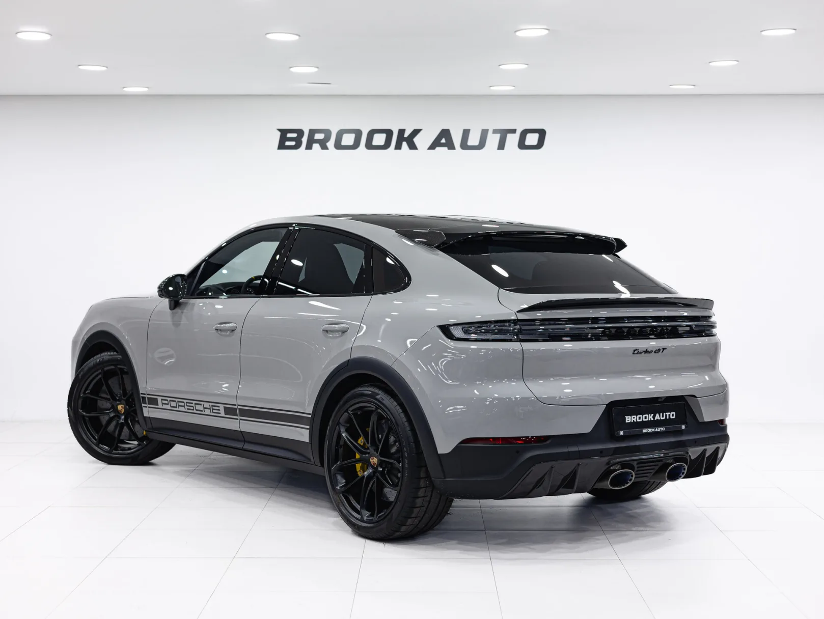 Porsche Cayenne Turbo GT III Рестайлинг, 2025 — экстерьер, фото 6