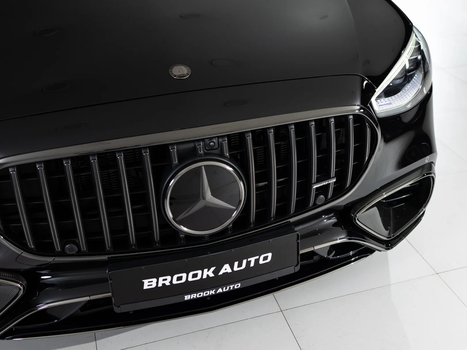 Mercedes-Benz S-Класс AMG S 63 IV (W223), 2024 — экстерьер, фото 44