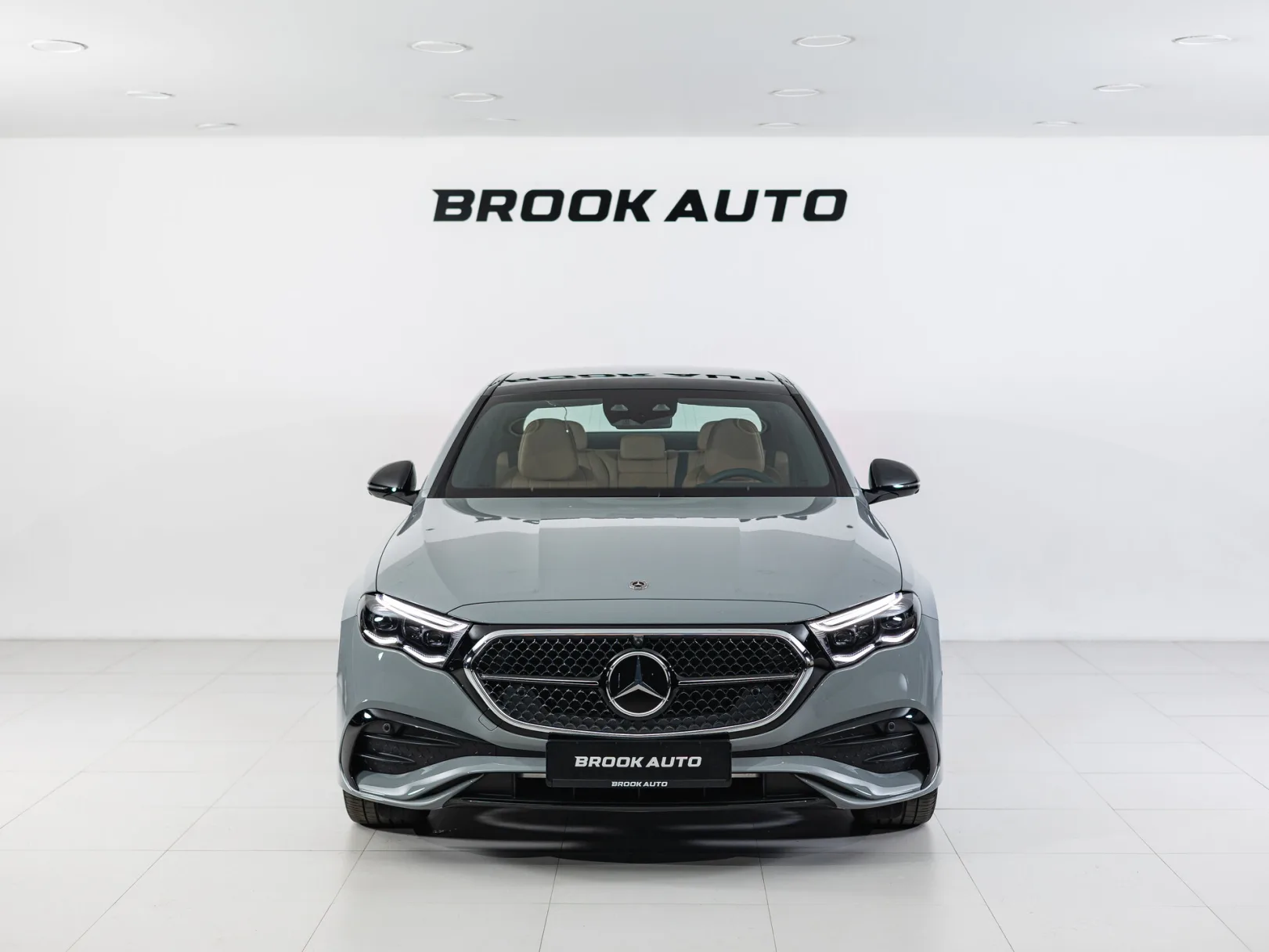 Mercedes-Benz E-Класс E 300 4MATIC AMG Line VI (W214, S214), 2026 — экстерьер, фото 2