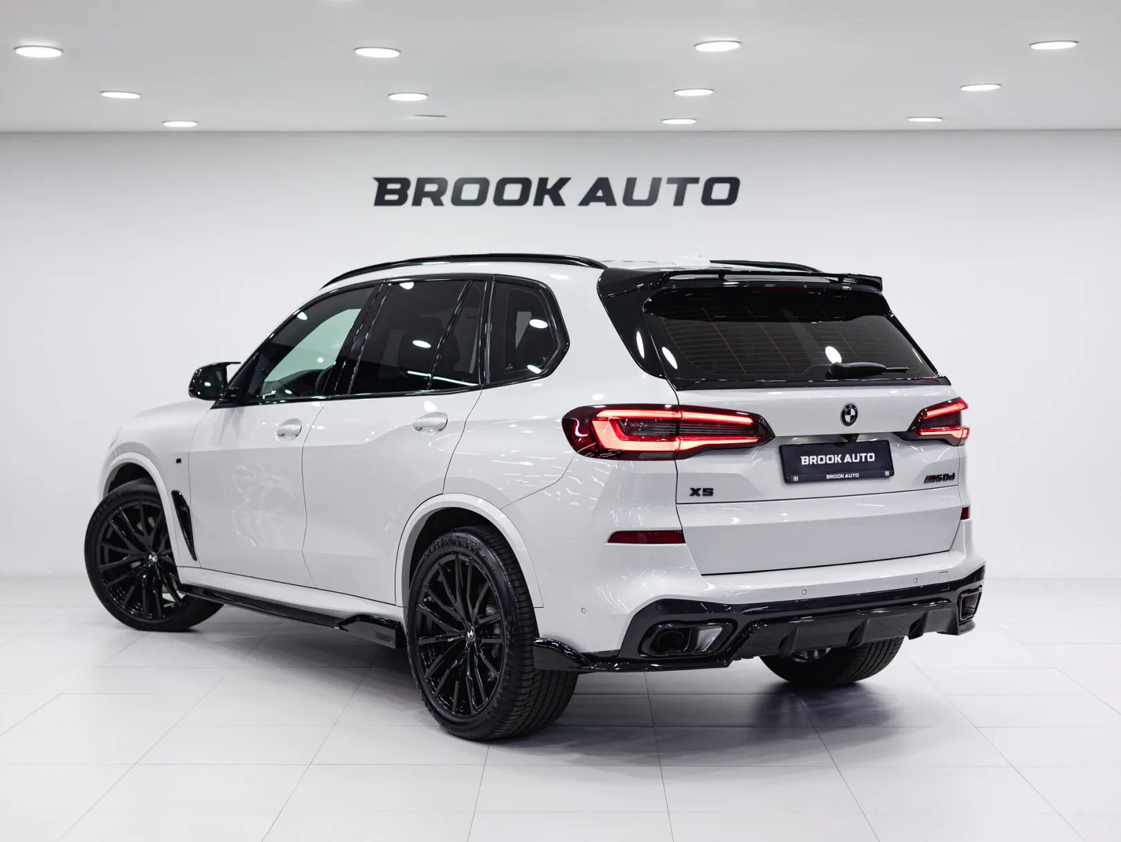BMW X5 M50d IV (G05/G18), 2020 — экстерьер, фото 6