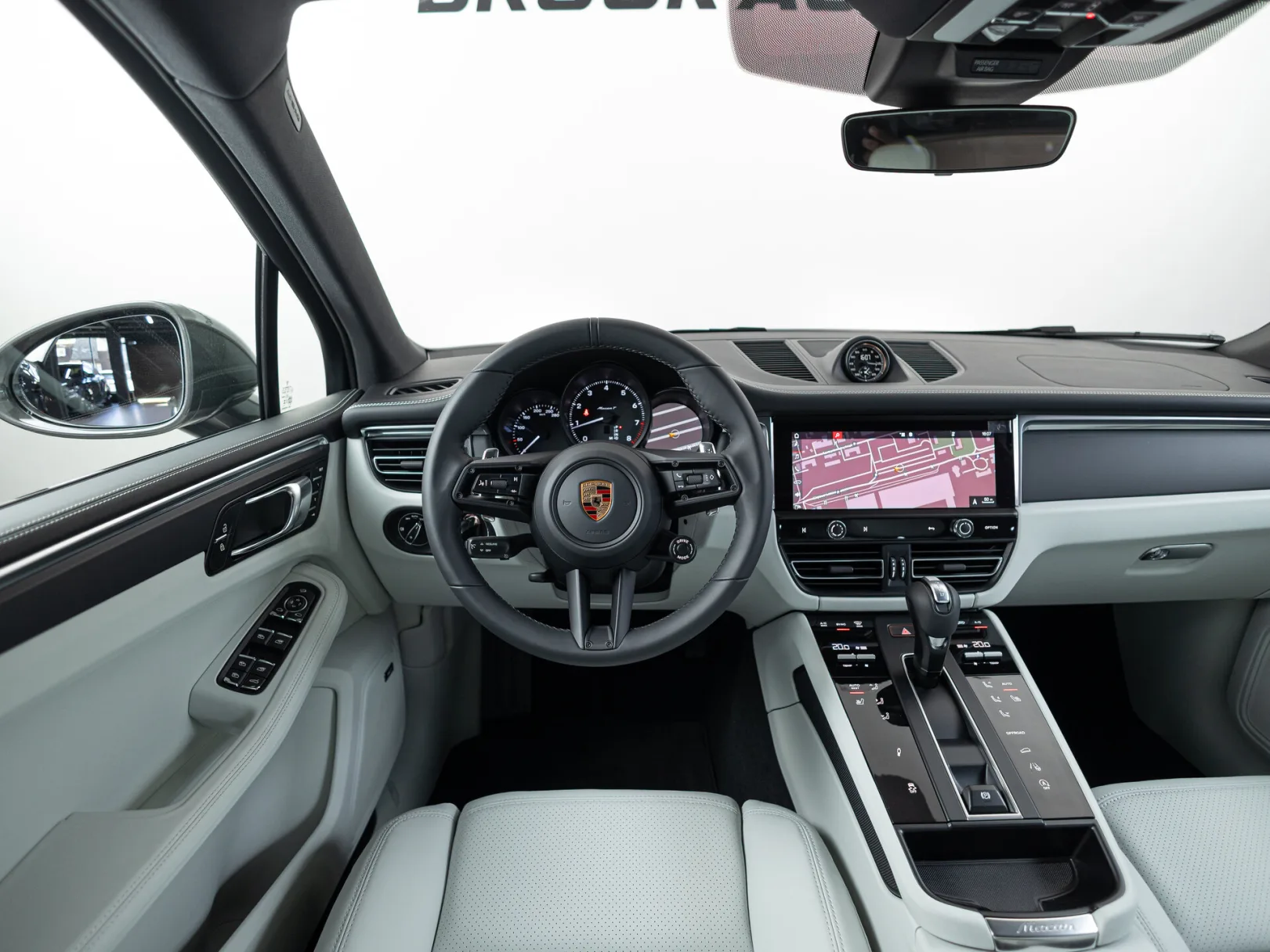 Porsche Macan T I Рестайлинг 2, 2025 — экстерьер, фото 13