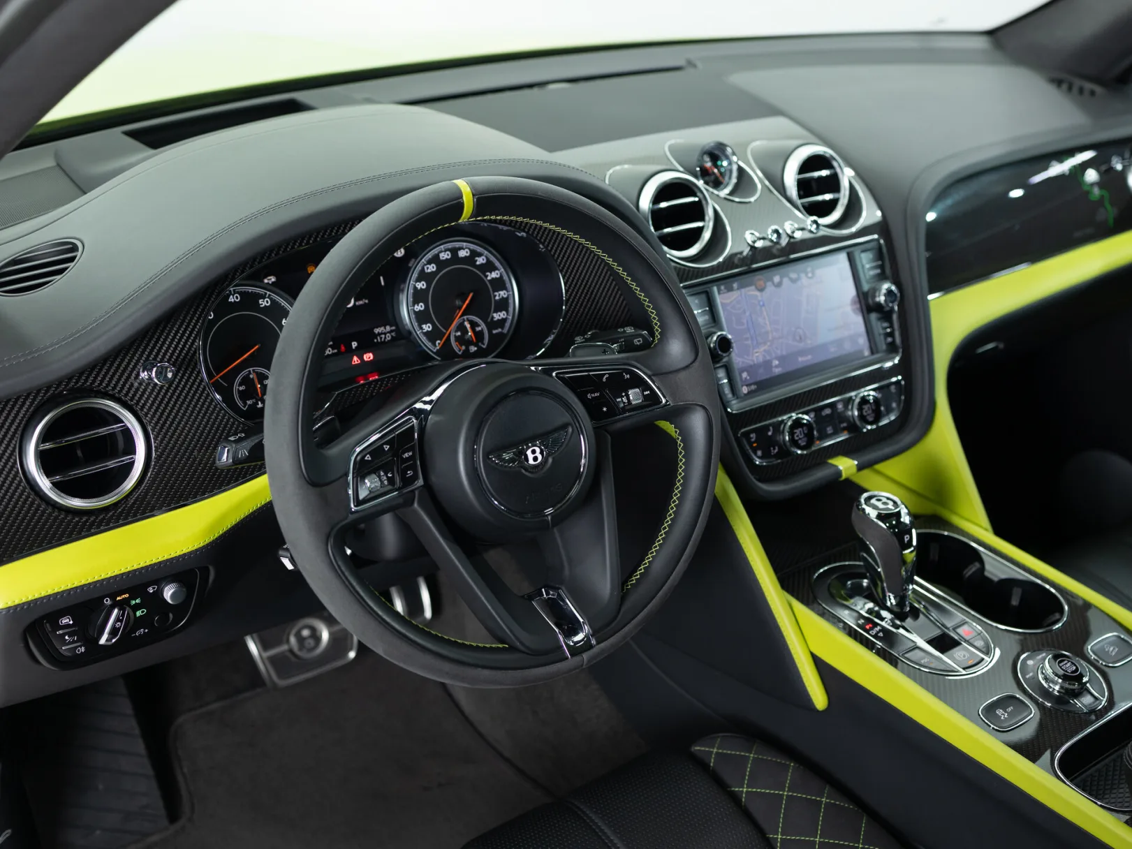 Bentley Bentayga Individual I, 2019 — экстерьер, фото 8