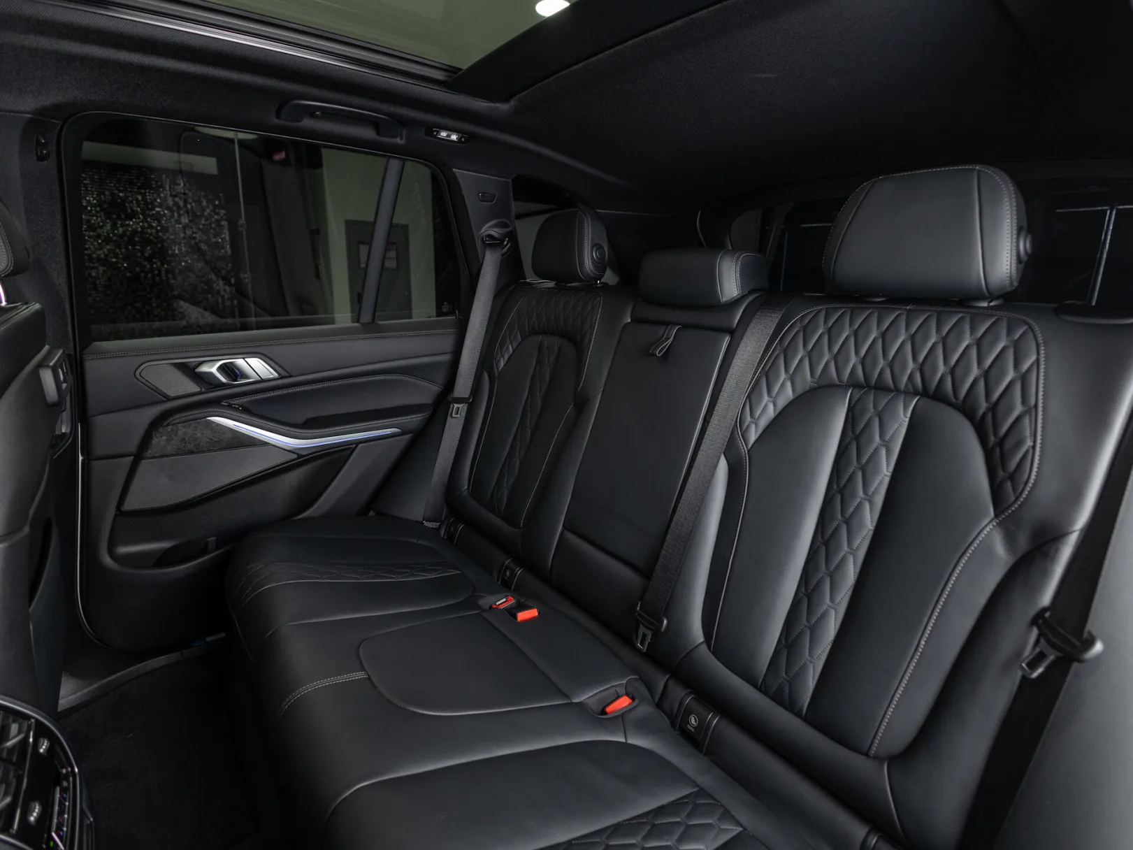 BMW X5 xDrive40i M Sport Pro IV (G05/G18), 2023 — экстерьер, фото 29