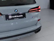 BMW X5 M60i Sport Pro IV (G05/G18) Рестайлинг, 2023 — экстерьер, фото 34