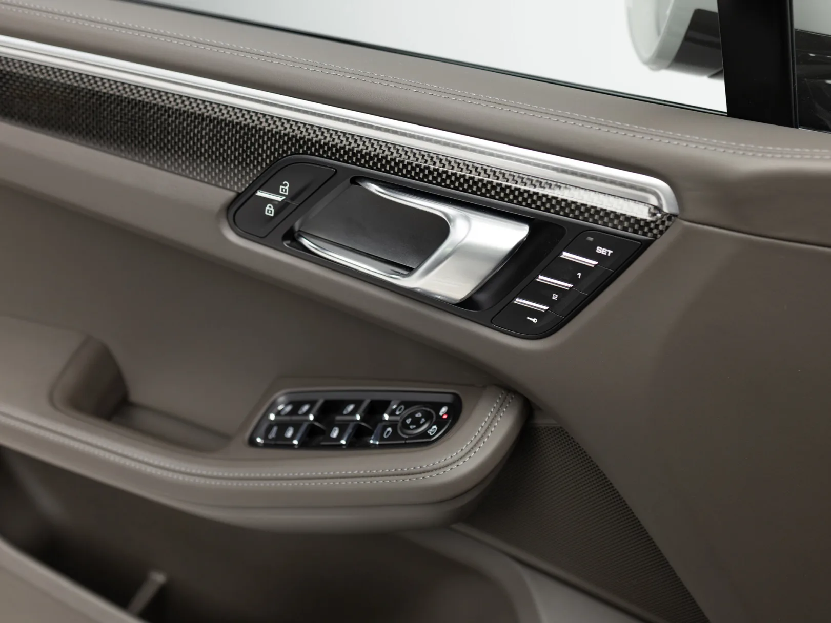 Porsche Macan I Рестайлинг, 2019 — экстерьер, фото 9